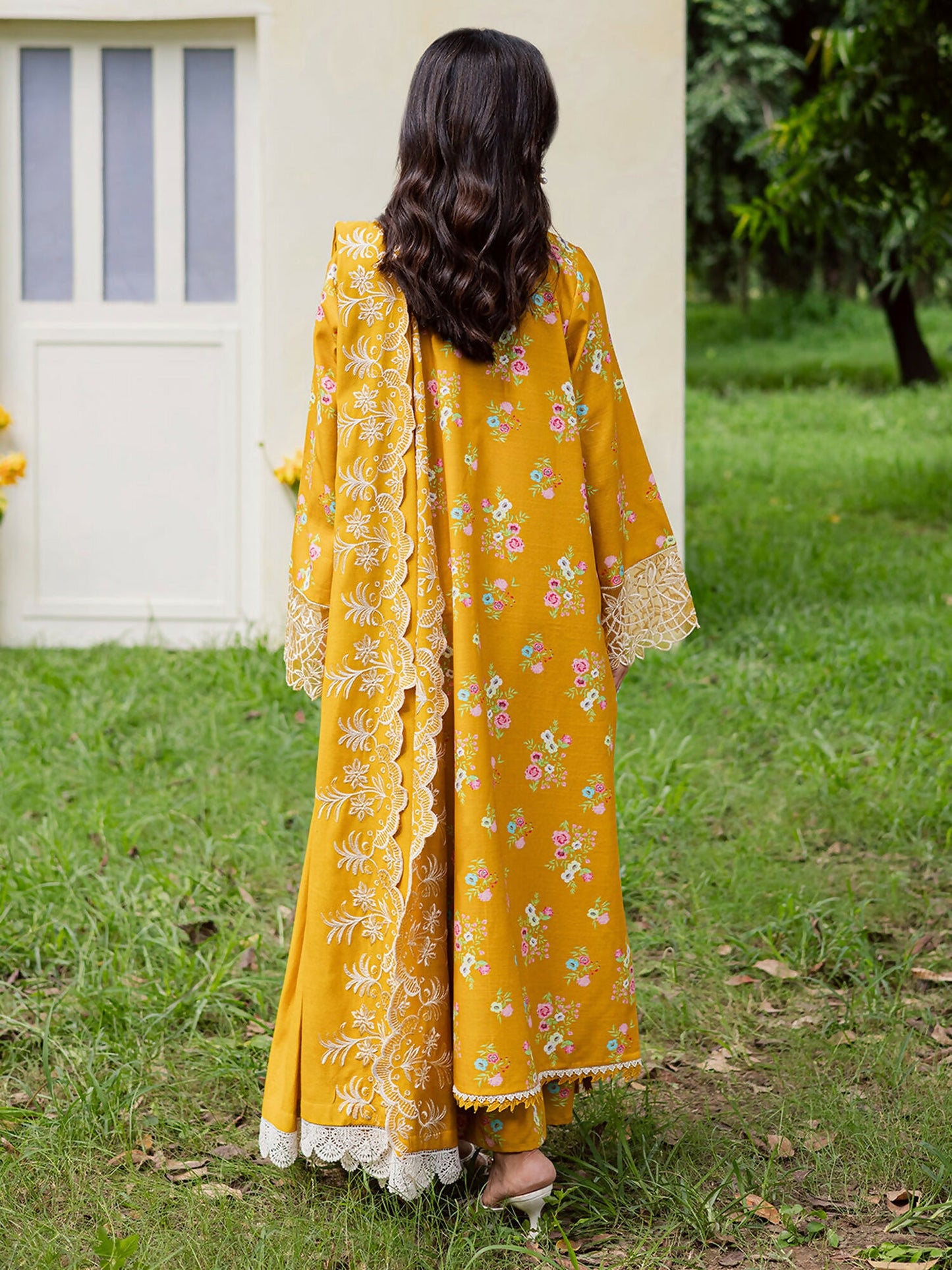 Mahnur Gardenia Khaddar Embroidered Stitched 3-Piece Suit-GR-08