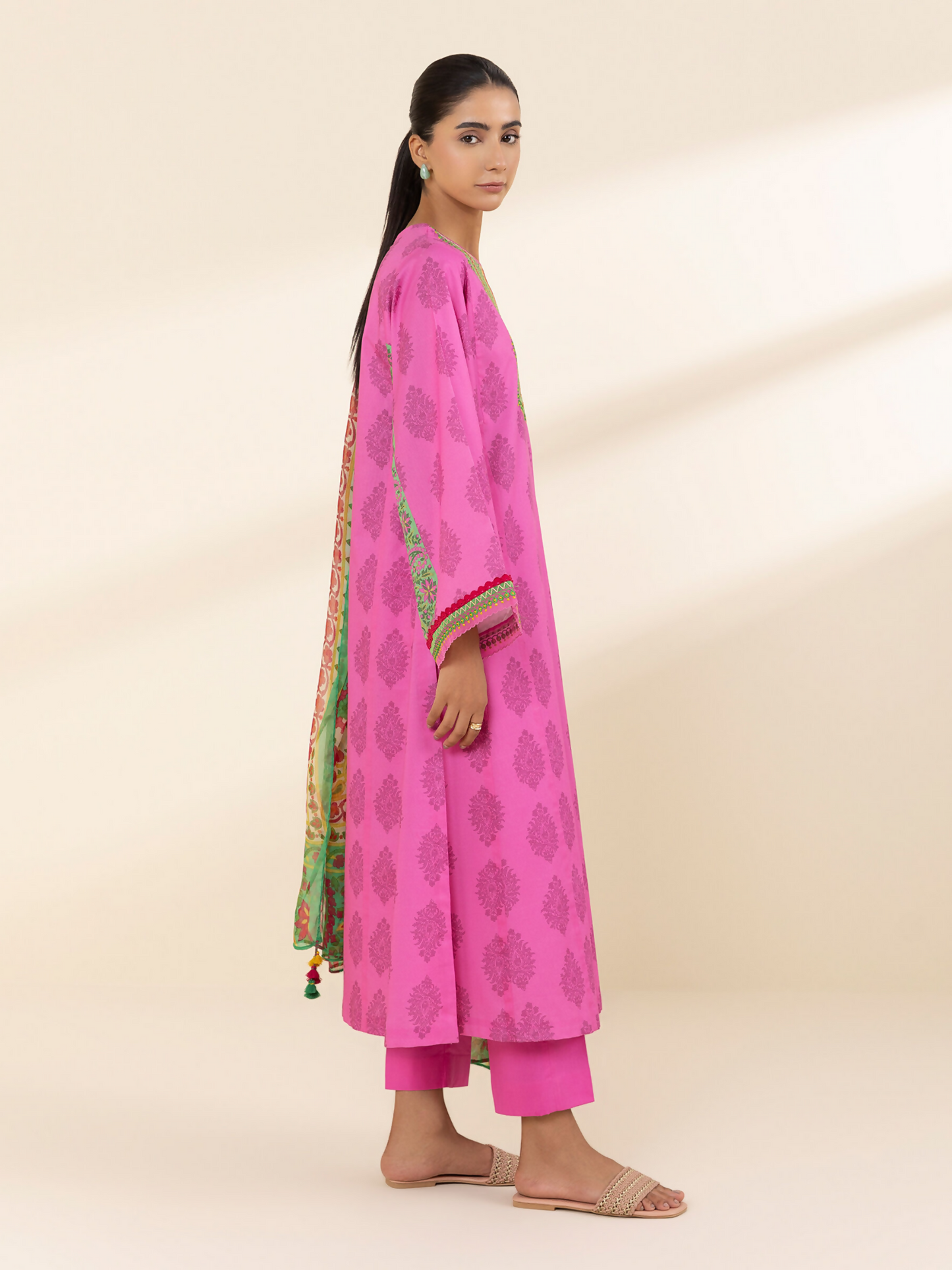 Sapphire Lawn Embroidered Unstitched 3-Piece Suit