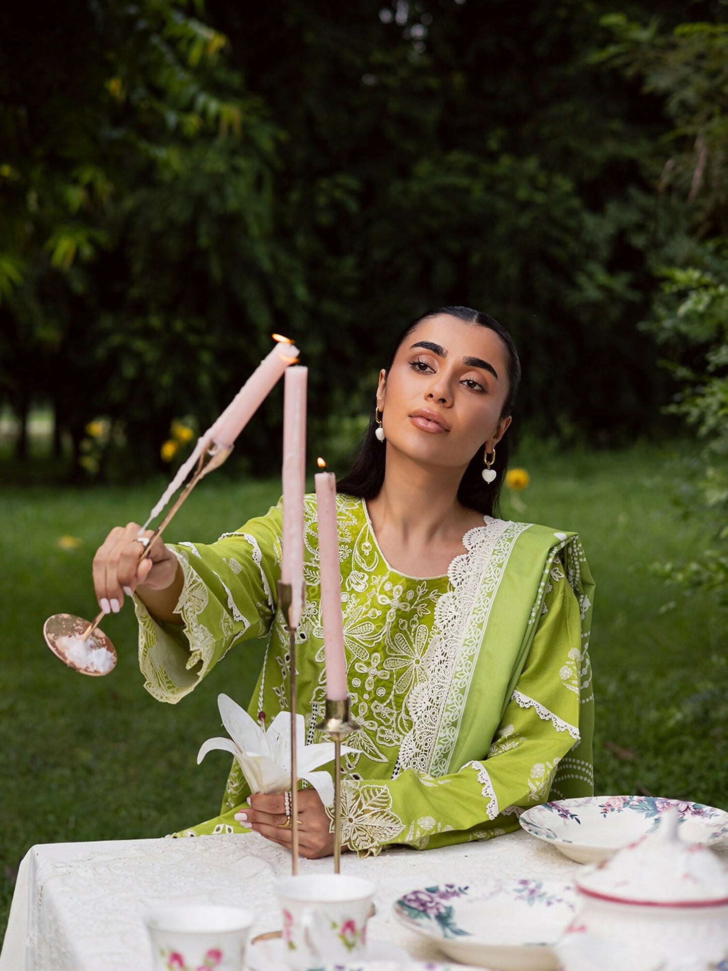 Mahnur Gardenia Khaddar Embroidered Unstitched 3-Piece Suit-GR-03