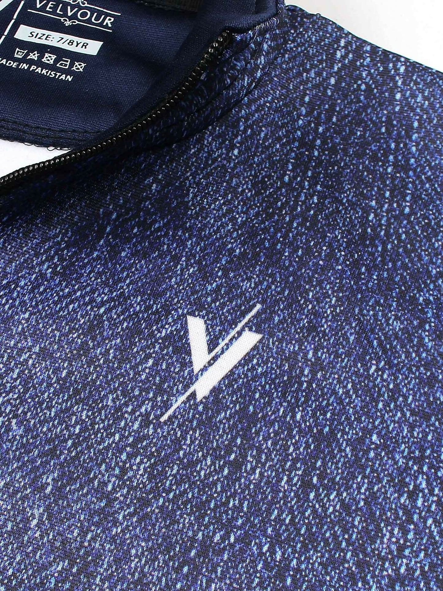 hyMH8ZHXH5