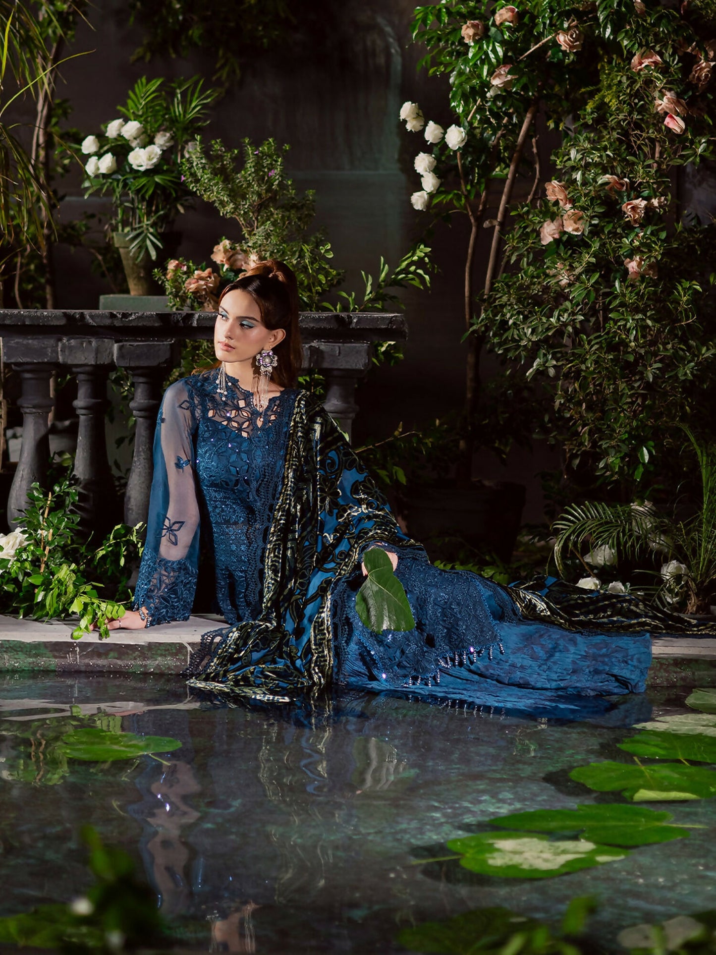 Mahnur Amelia Embroidered Stitched 3-Piece Suit–CK-008