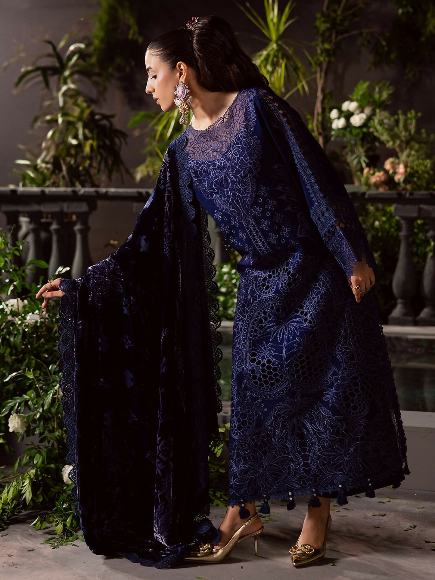 Mahnur Amelia Kotrai Embroidered Stitched 3-Piece Suit–CK-004