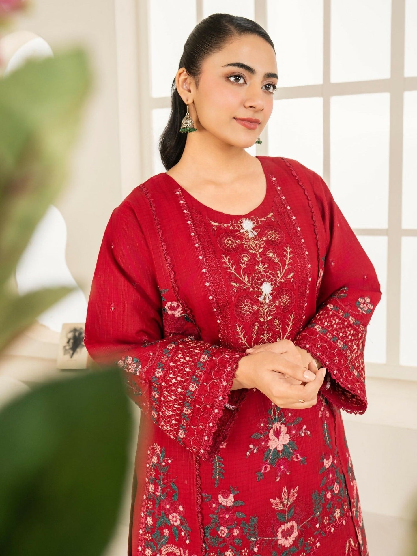 Stylish Collection Aaraish Cotton Embroidered Stitched 2-Piece Suit-Neelum Maroon