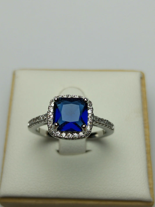 H&A Jewellery Silver Rhodium Plated Ring