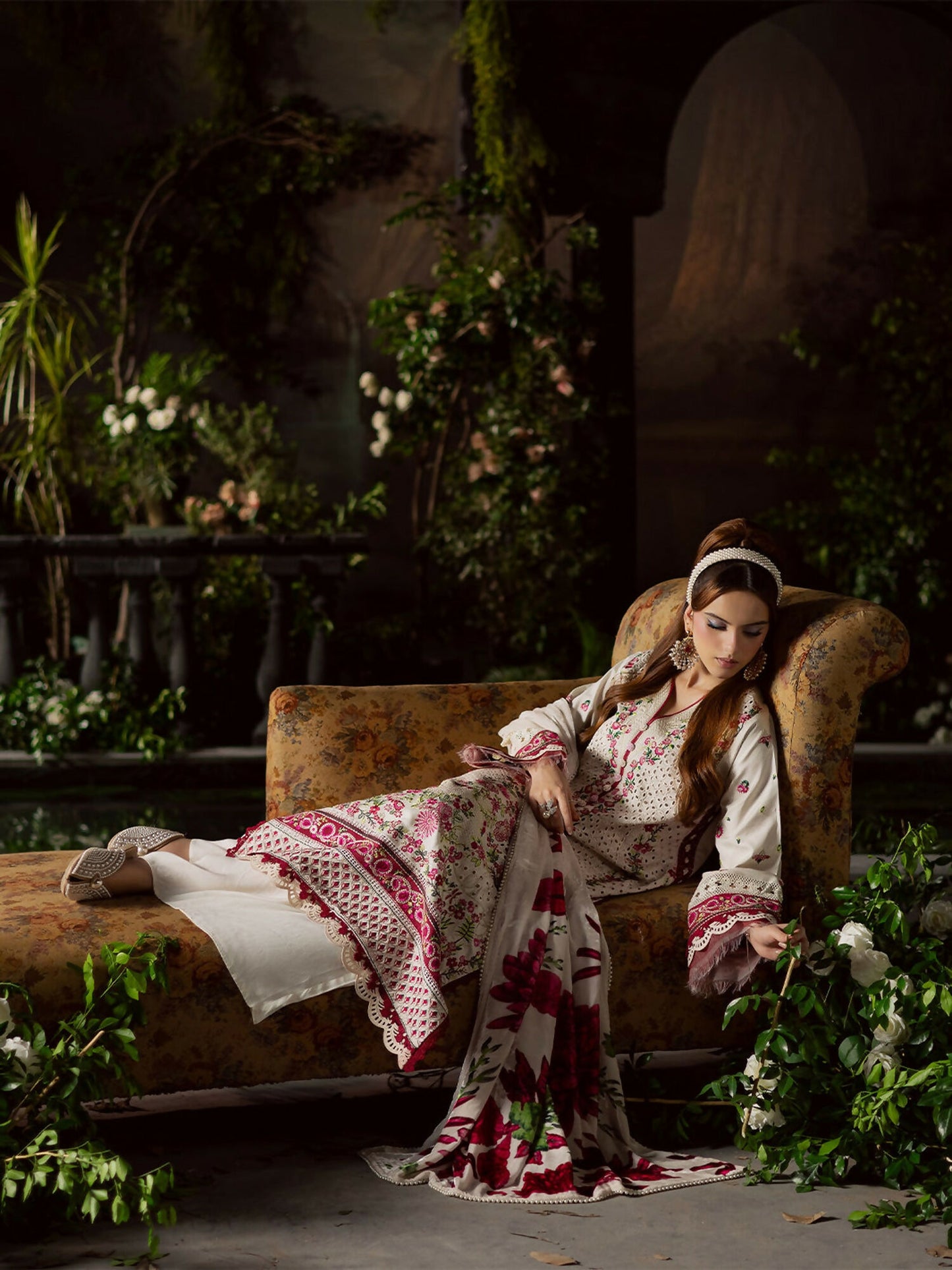 Mahnur Amelia Kotrai Embroidered Stitched 3-Piece Suit-CK-002