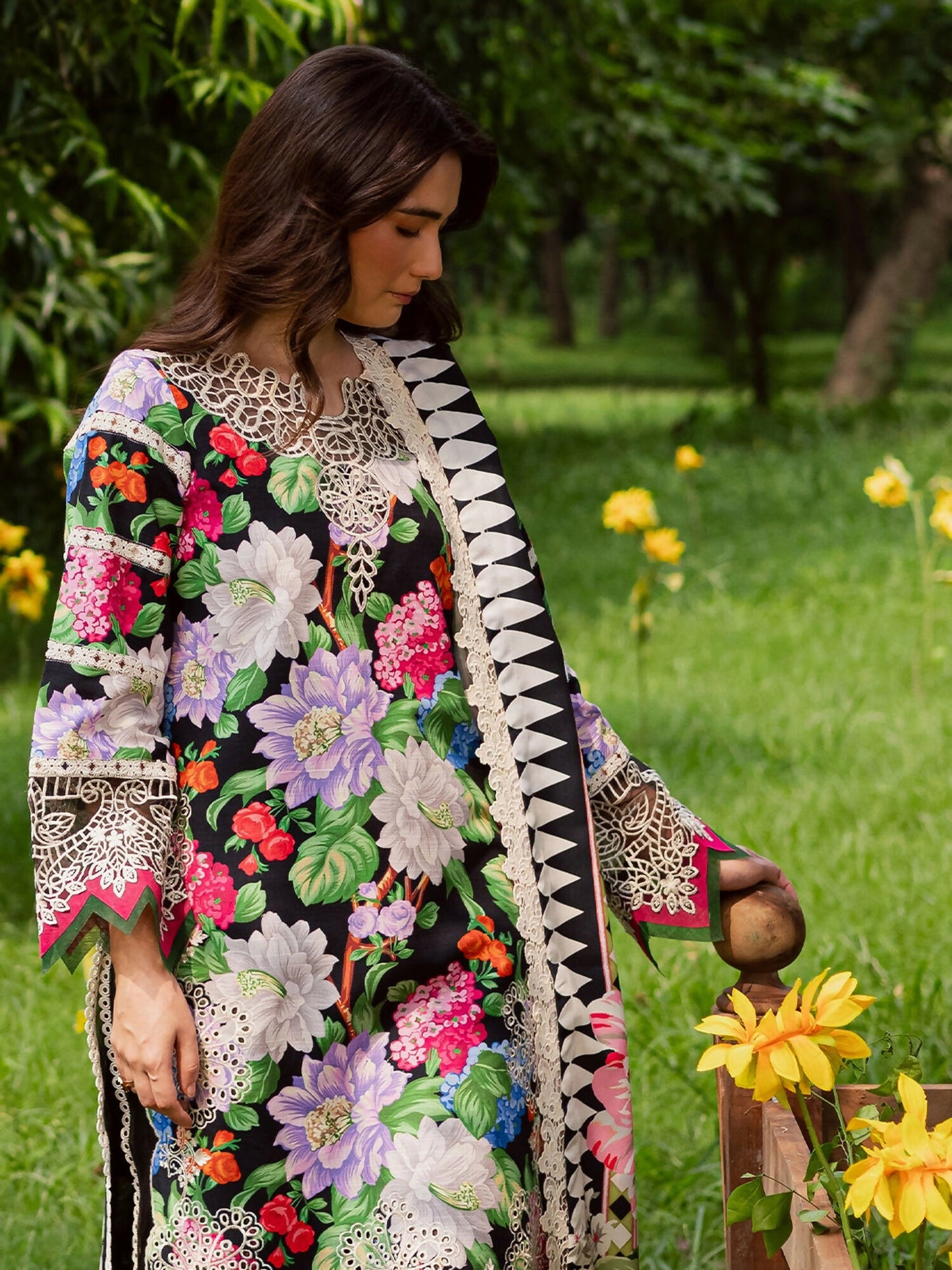 Mahnur Gardenia Khaddar Embroidered Unstitched 3-Piece Suit-GR-10