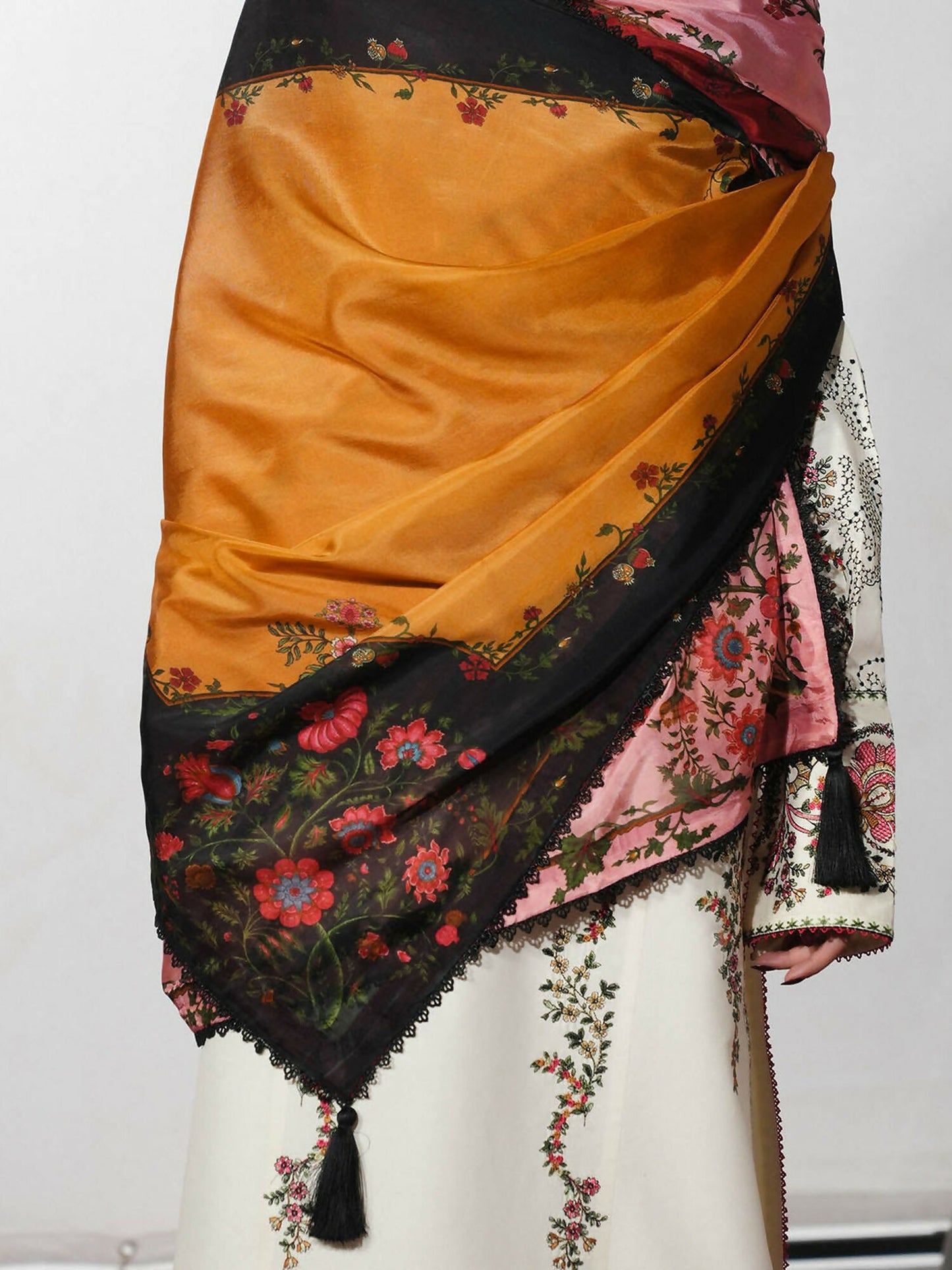 Jugnu by Hussain Rehar The Reserved View SS/Edit I Cotton Embroidered Unstitched 3-Piece Suit-Rasti