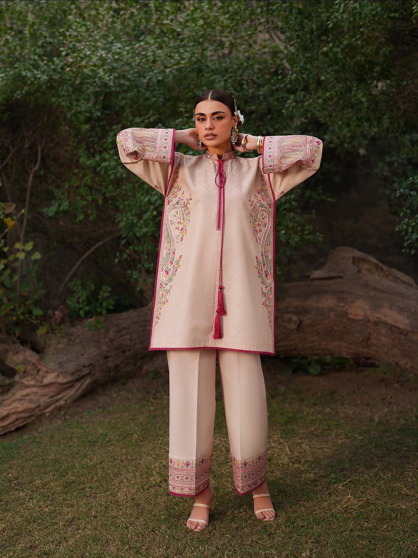 Pink Binilyas Suroor Lawn'26 Embroidered Unstitched 3-Piece Suit-246-B
