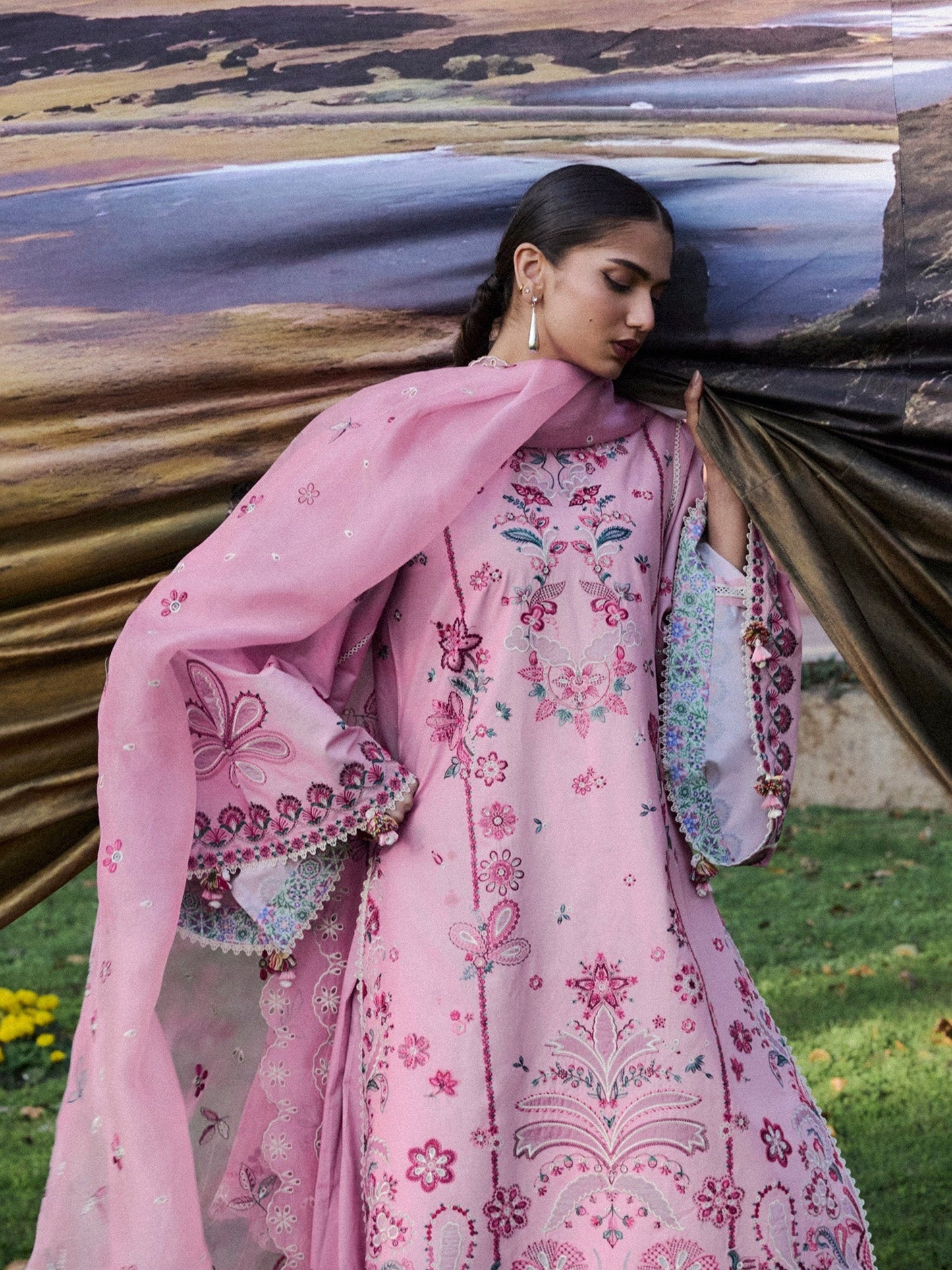 Pink Hussain Rehar Zan SS'26 Lawn Embroidered Unstitched 3-Piece Suit-Elfa