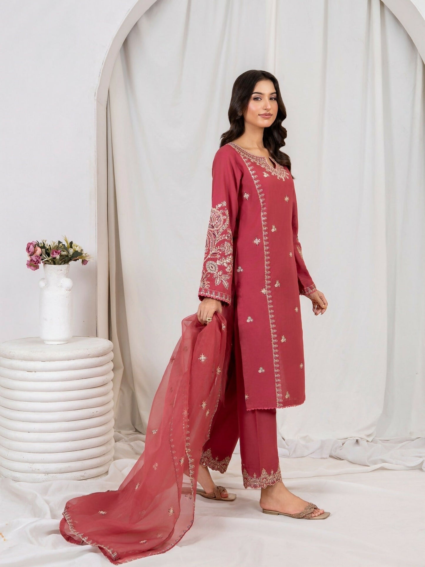 Stylish Collection Saya Pret Linen Chambray Embroidered 3-Piece Suit-Pink Opal