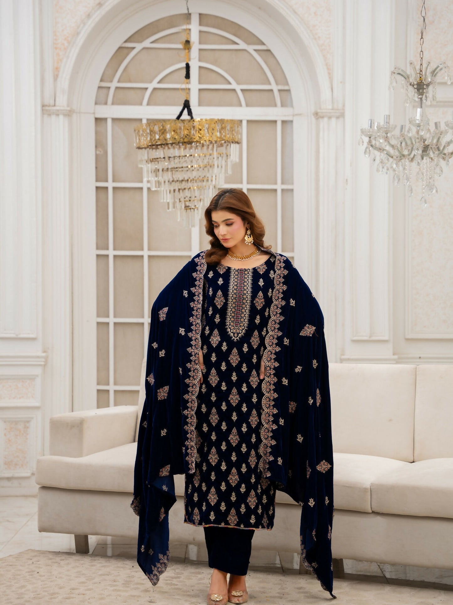 Noori Velvet Embroidered Unstitched 3-Piece Suit