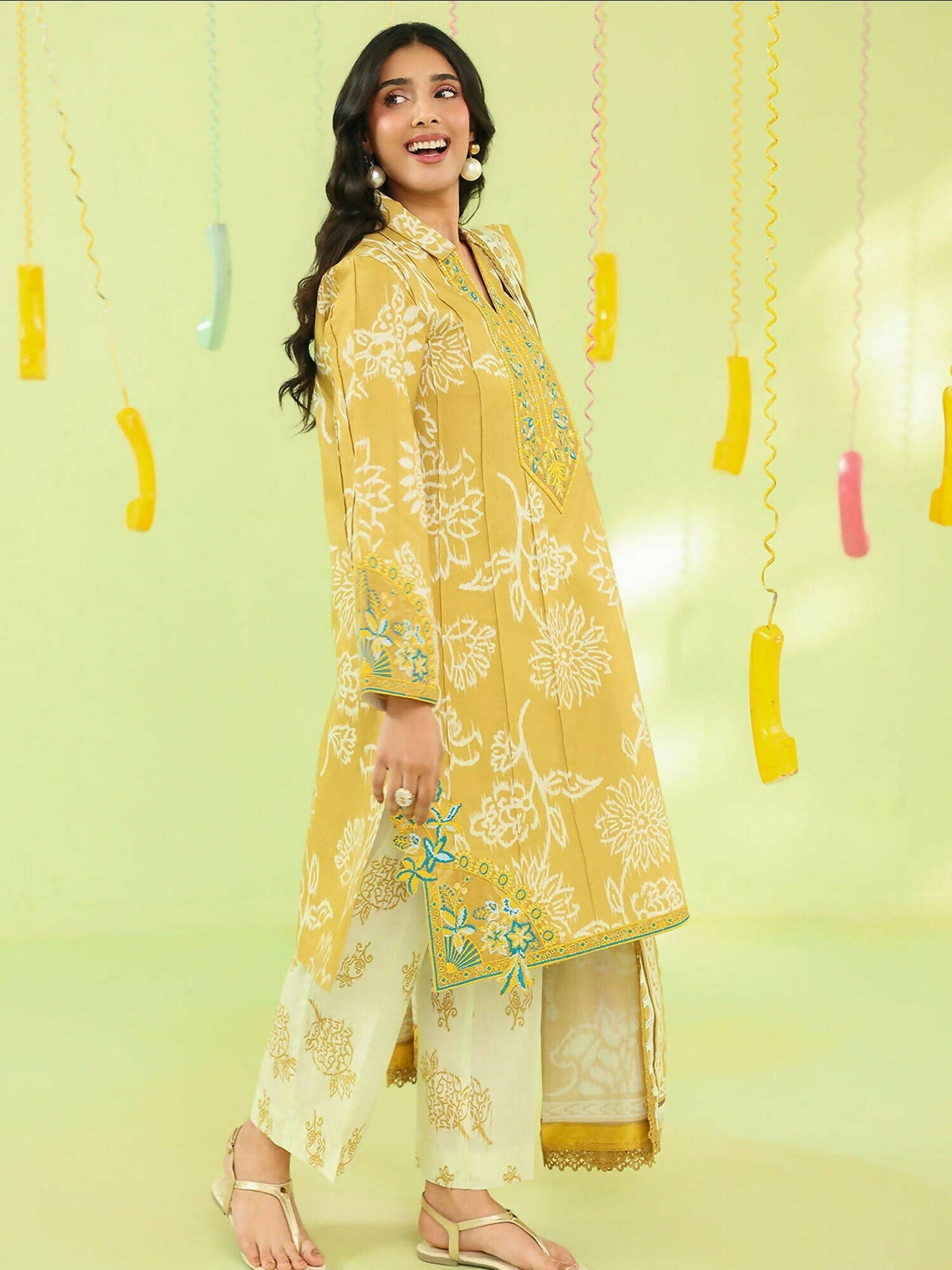 Mahnur Anaya Summer Vol 2 Lawn Embroidered Unstitched 3-Piece Suit-AN-2-04