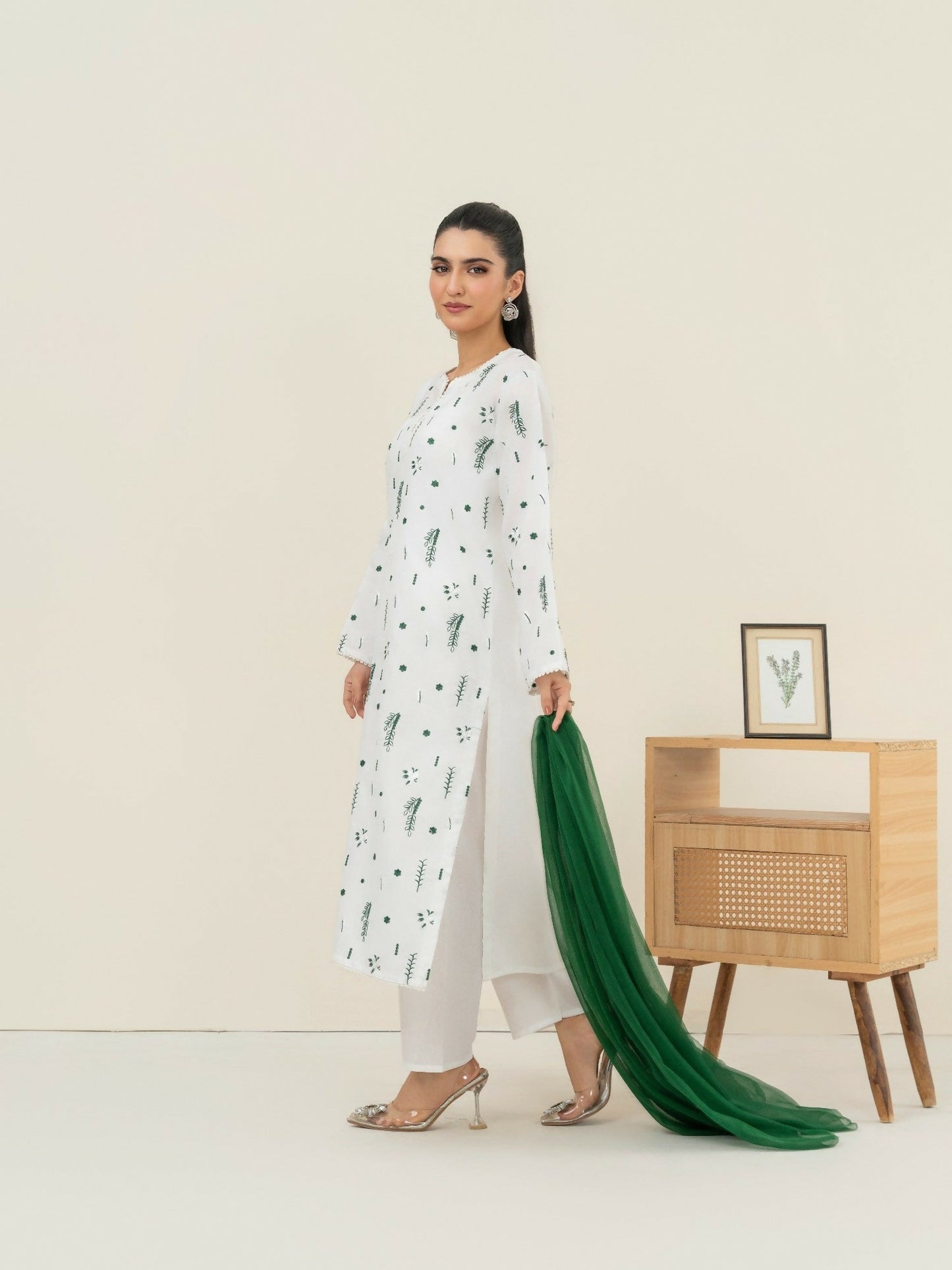 Stylish Collection Saya Pret Cotton Embroidered 3-Piece Suit-Daina