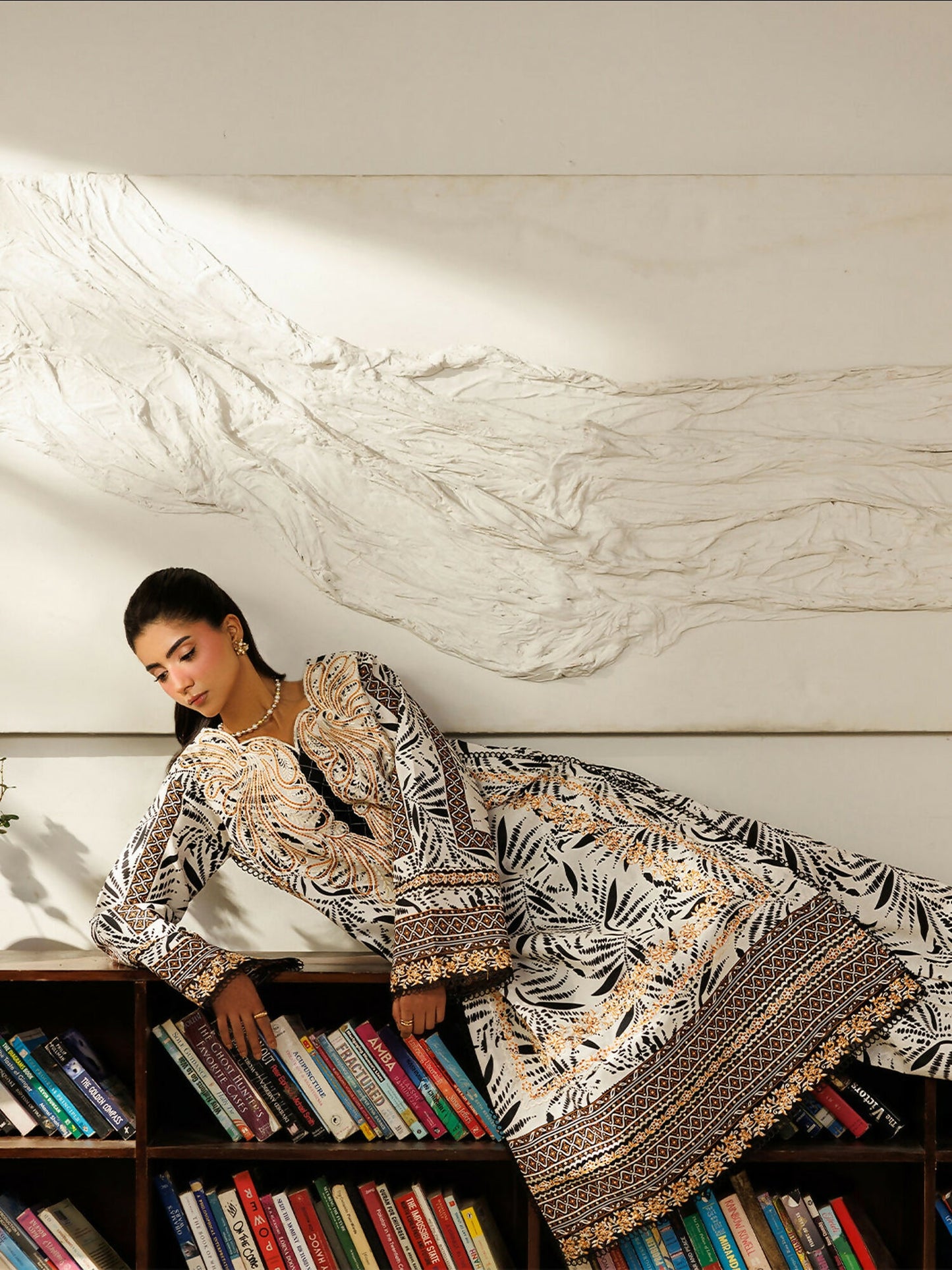 Mahnur Leila Lawn'26 Embroidered Stitched 3-Piece Suit-L-08