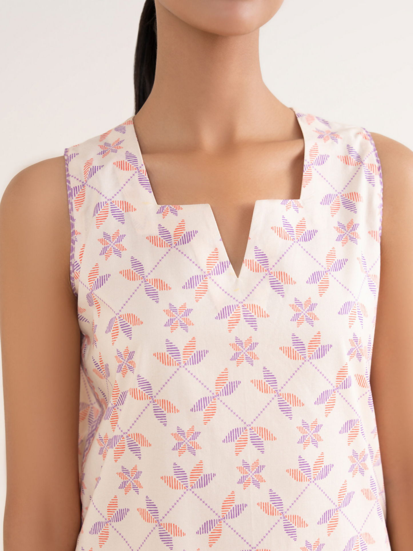 Sapphire Lawn Printed Unstitched 2-Piece Suit