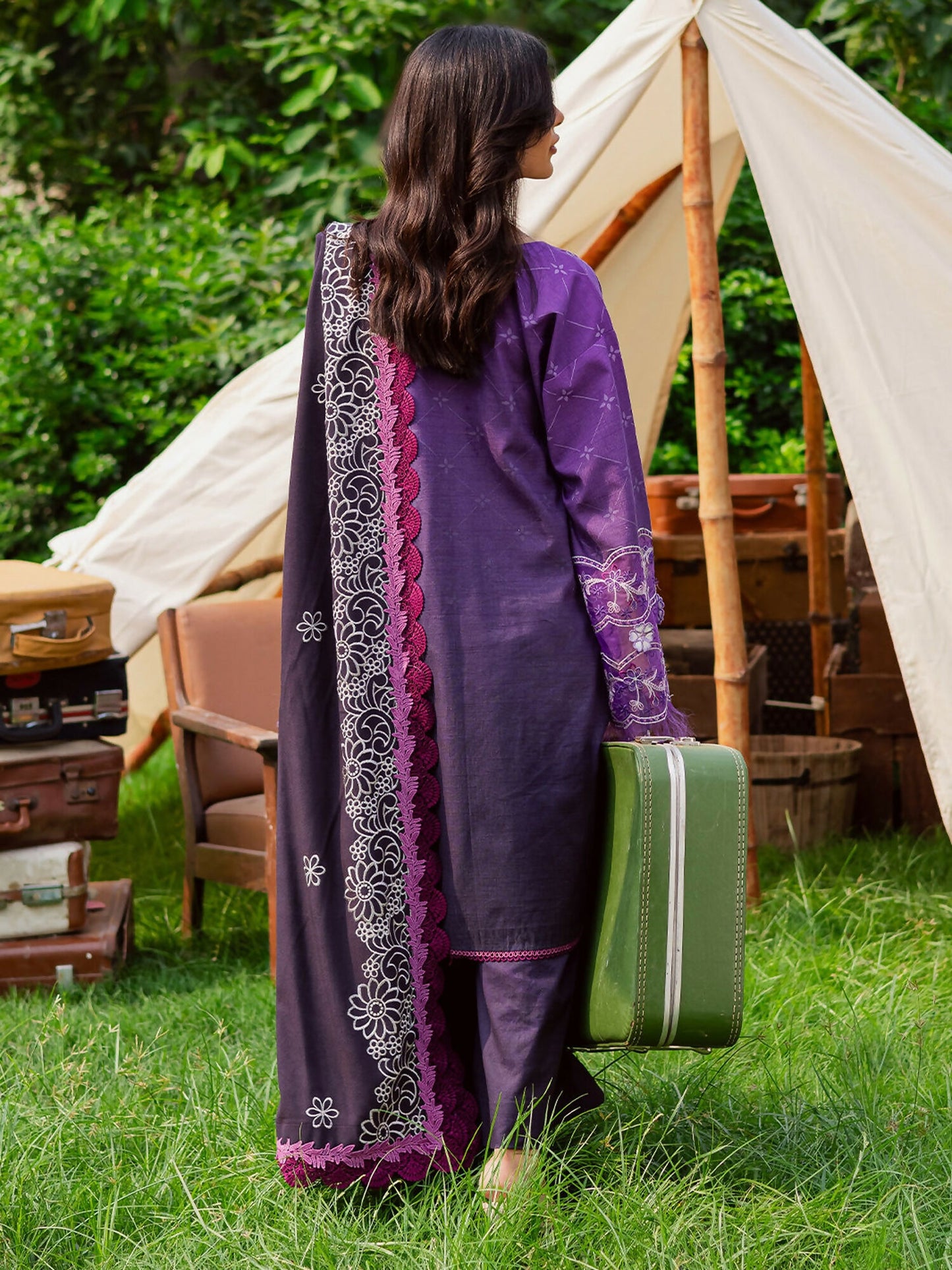Mahnur Gardenia Khaddar Embroidered Stitched 3-Piece Suit-GR-01