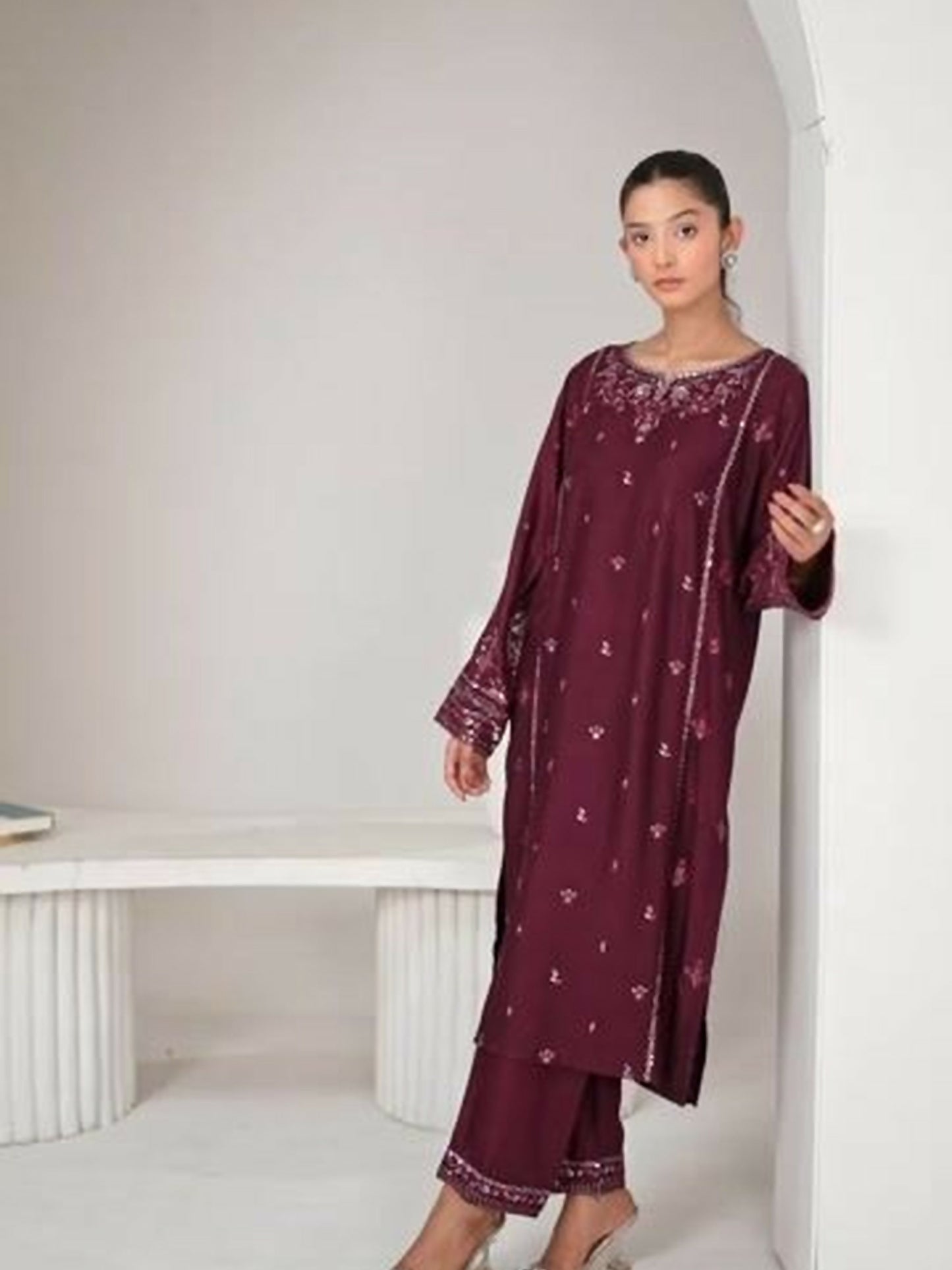 Stylish Collection Aaraish Linen Embroidered Stitched 2-Piece Suit-Lara