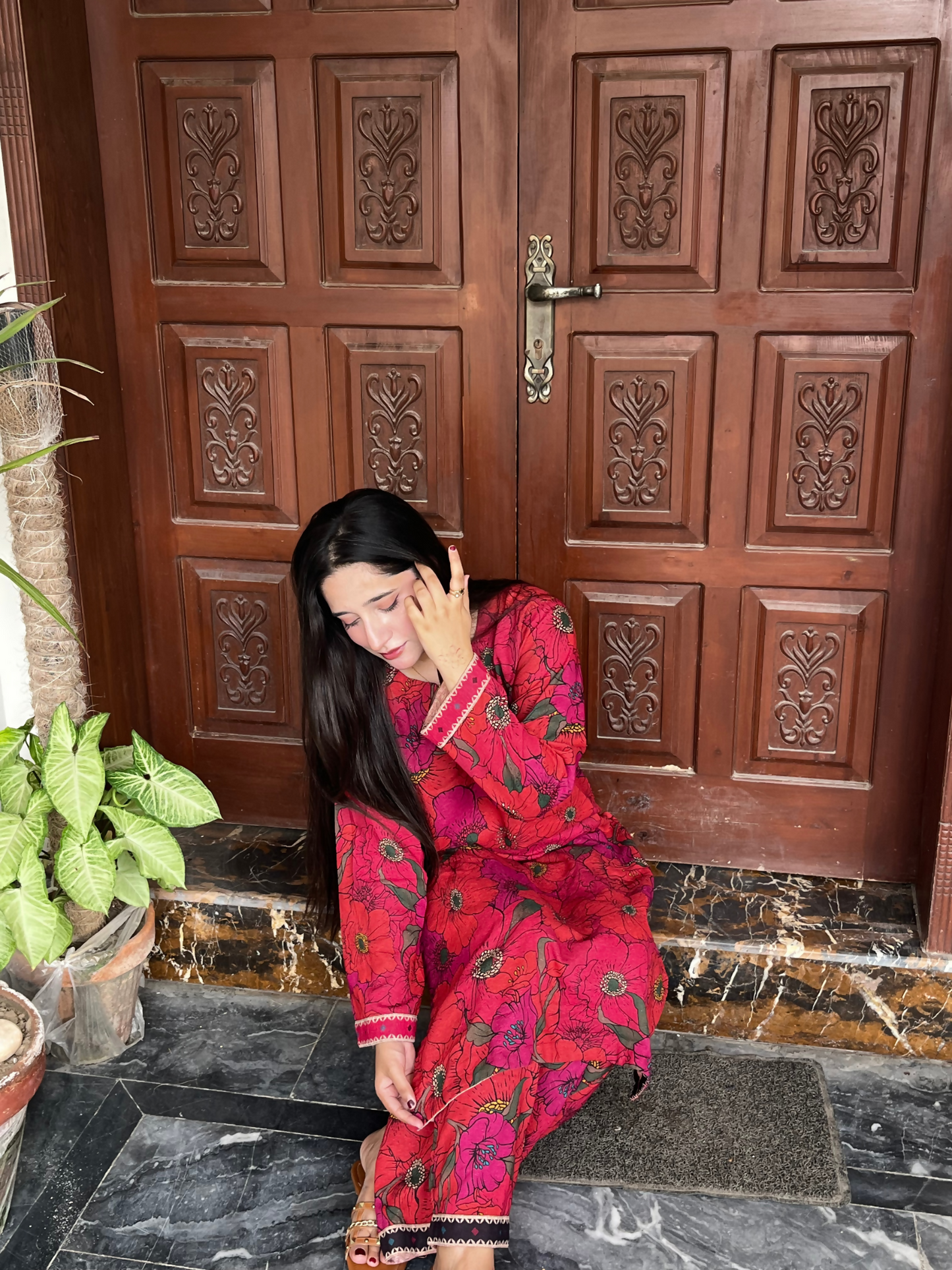 Bin Shaukat Khaddar Printed Stitched 2-Piece Suit