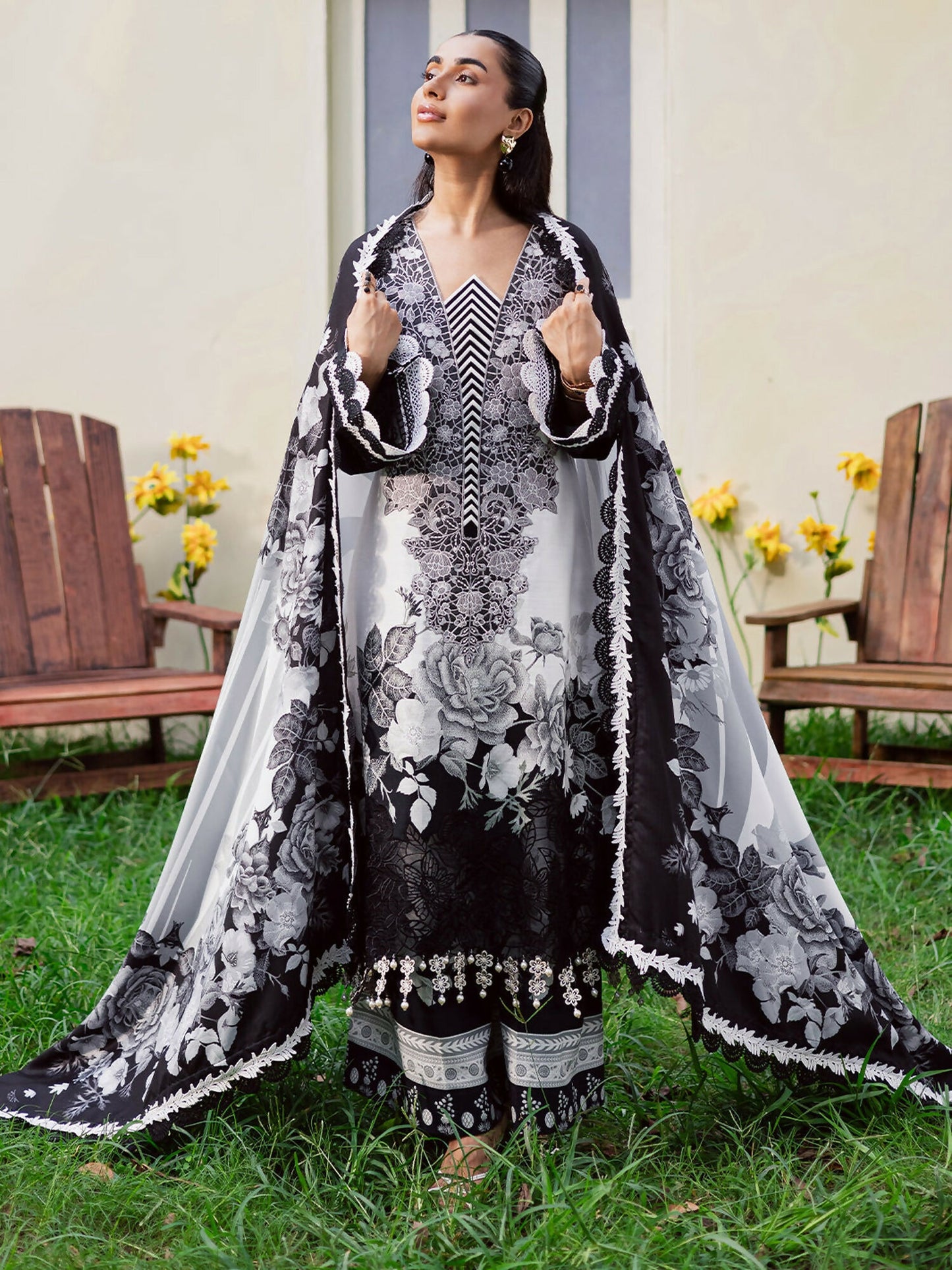 Mahnur Gardenia Khaddar Embroidered Unstitched 3-Piece Suit-GR-05