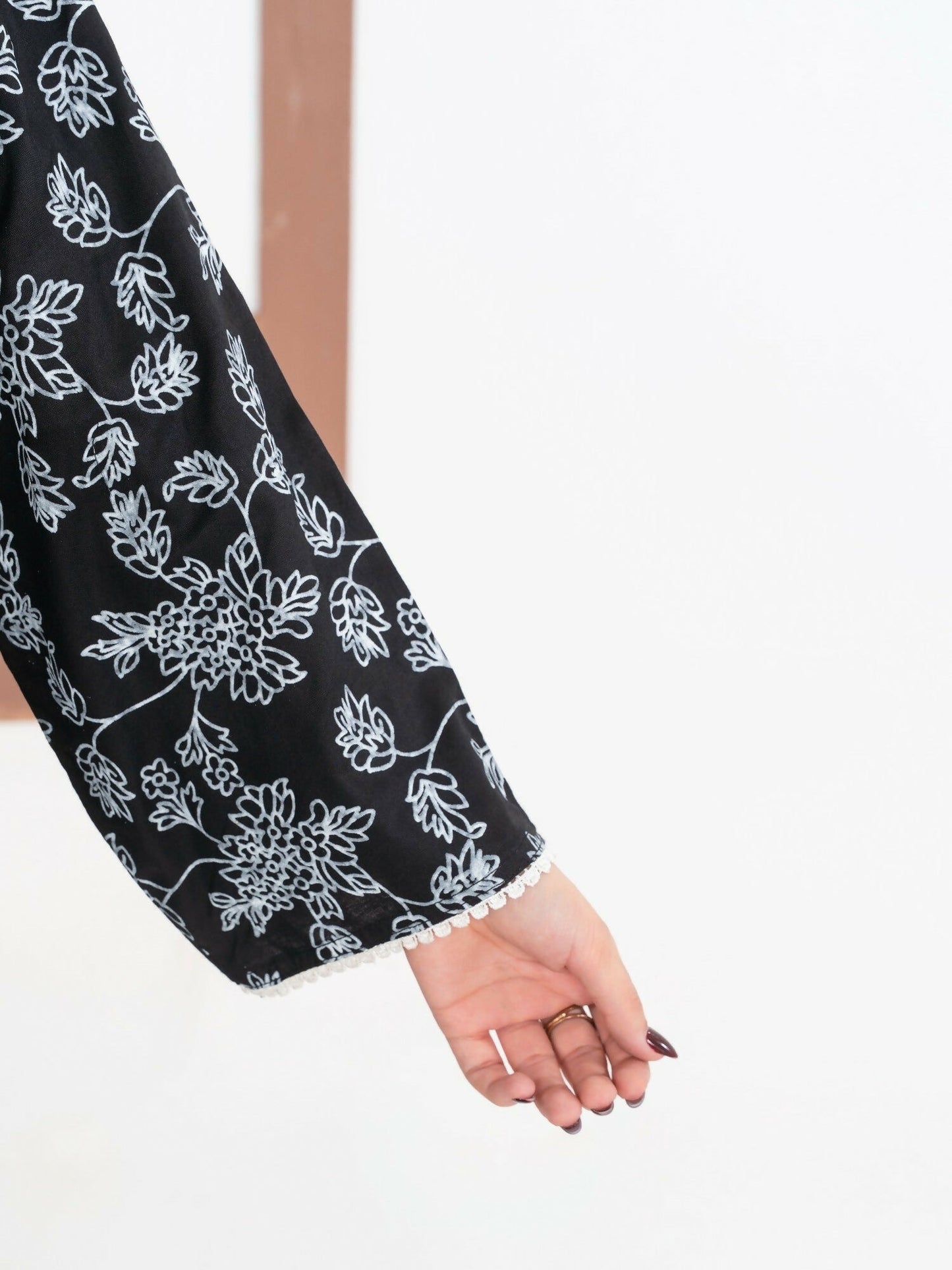 Stylish Collection Enchant Pret Linen Printed Co-Ord Set-Gulaab Black