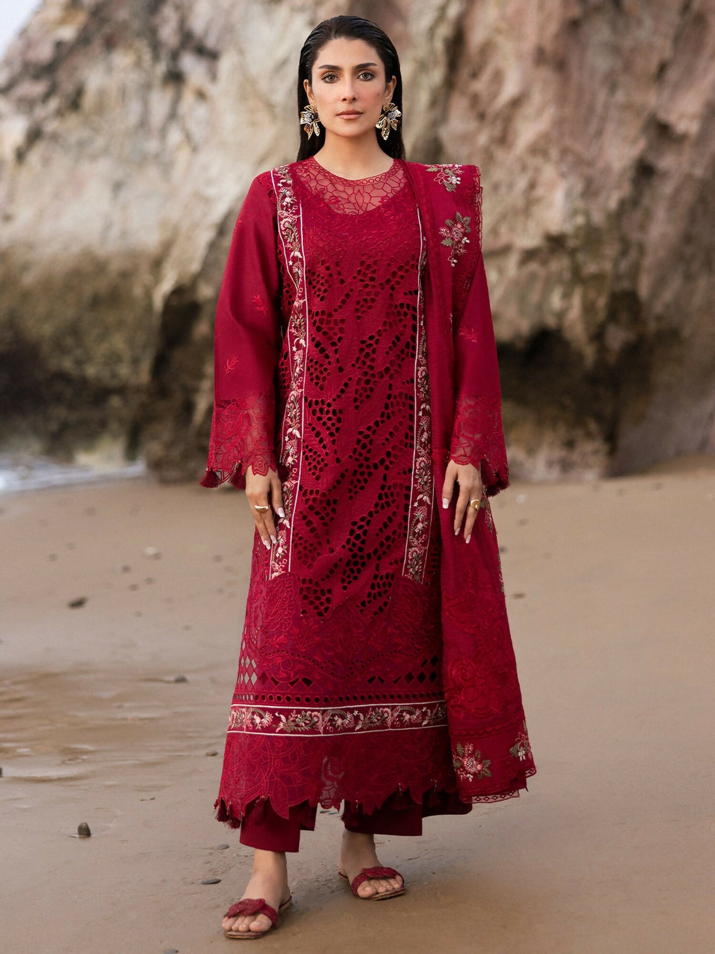 Unstitched 3-piece lawn suit from Mahnur Sirene collection with embroidered shirt, Monark dupatta, dyed trouser, and lining fabric.