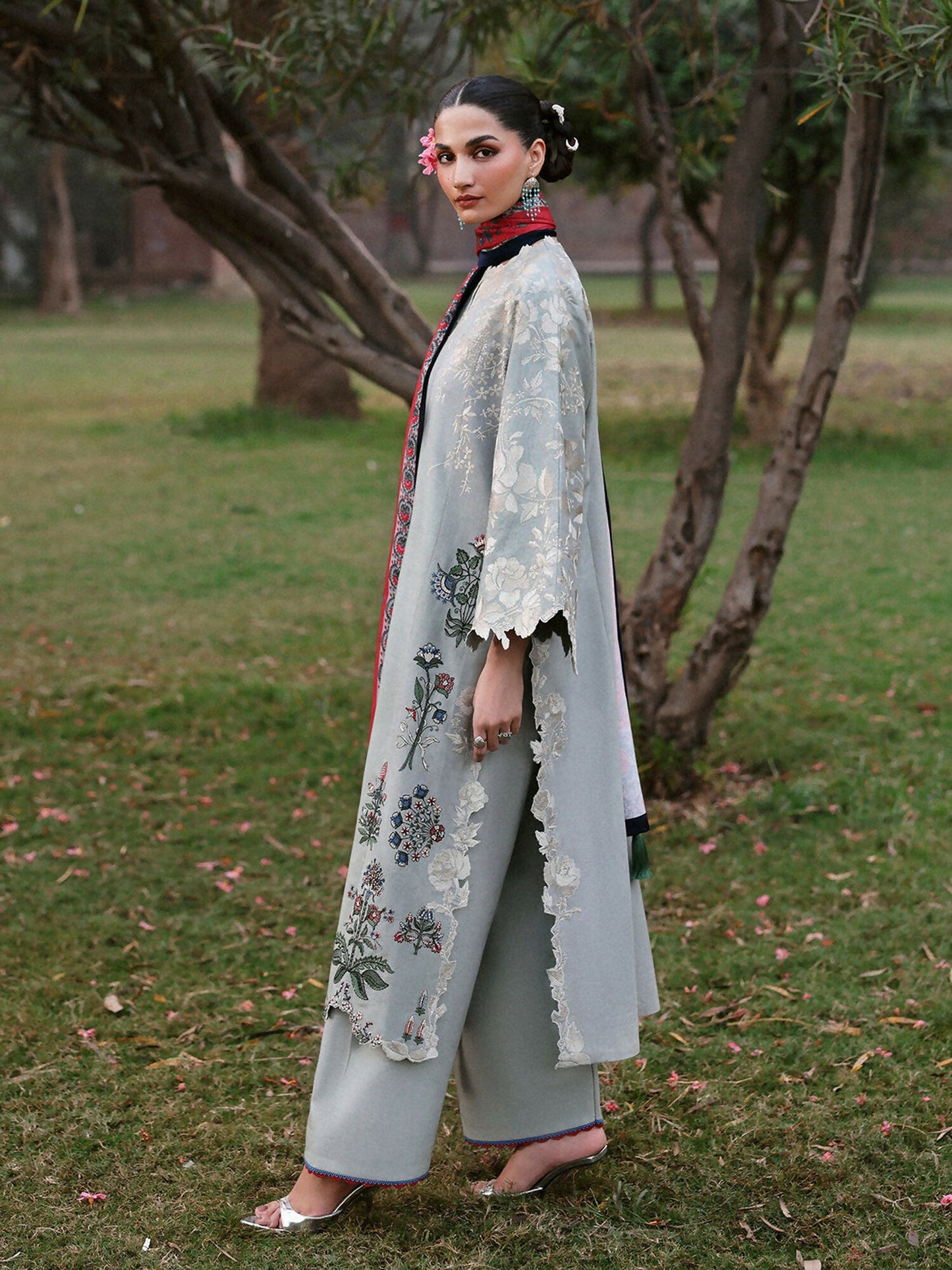 Jugnu By Hussain Rehar Khaddar'25 Embroidered Unstitched 3-Piece Suit-Heran