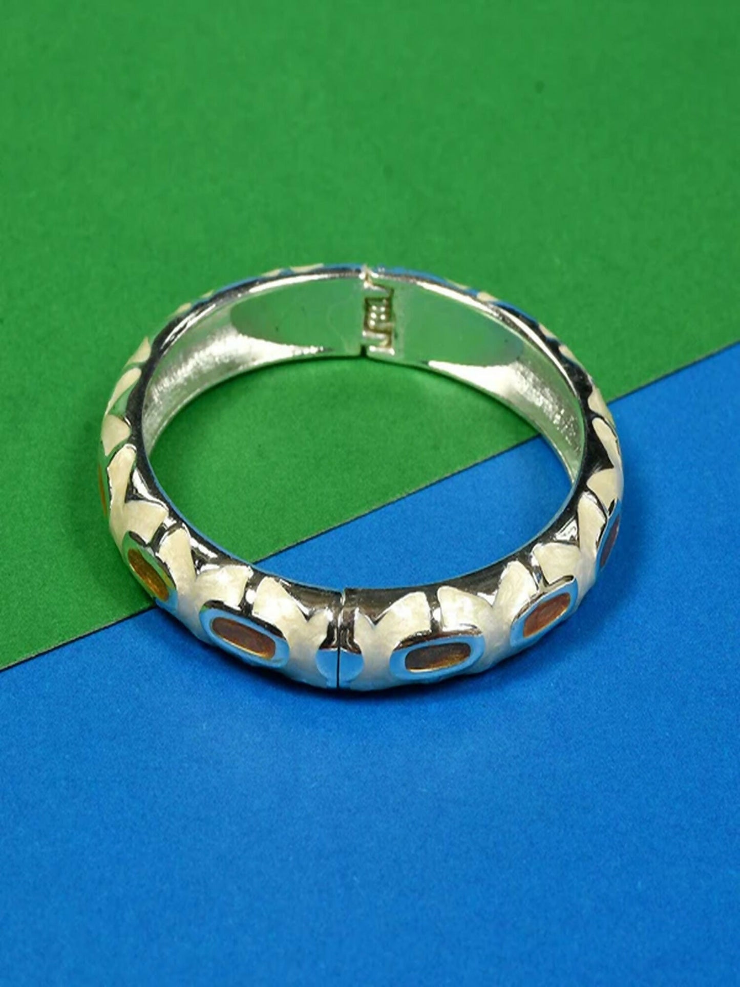 Funky's Women Clutch Bangle-10812