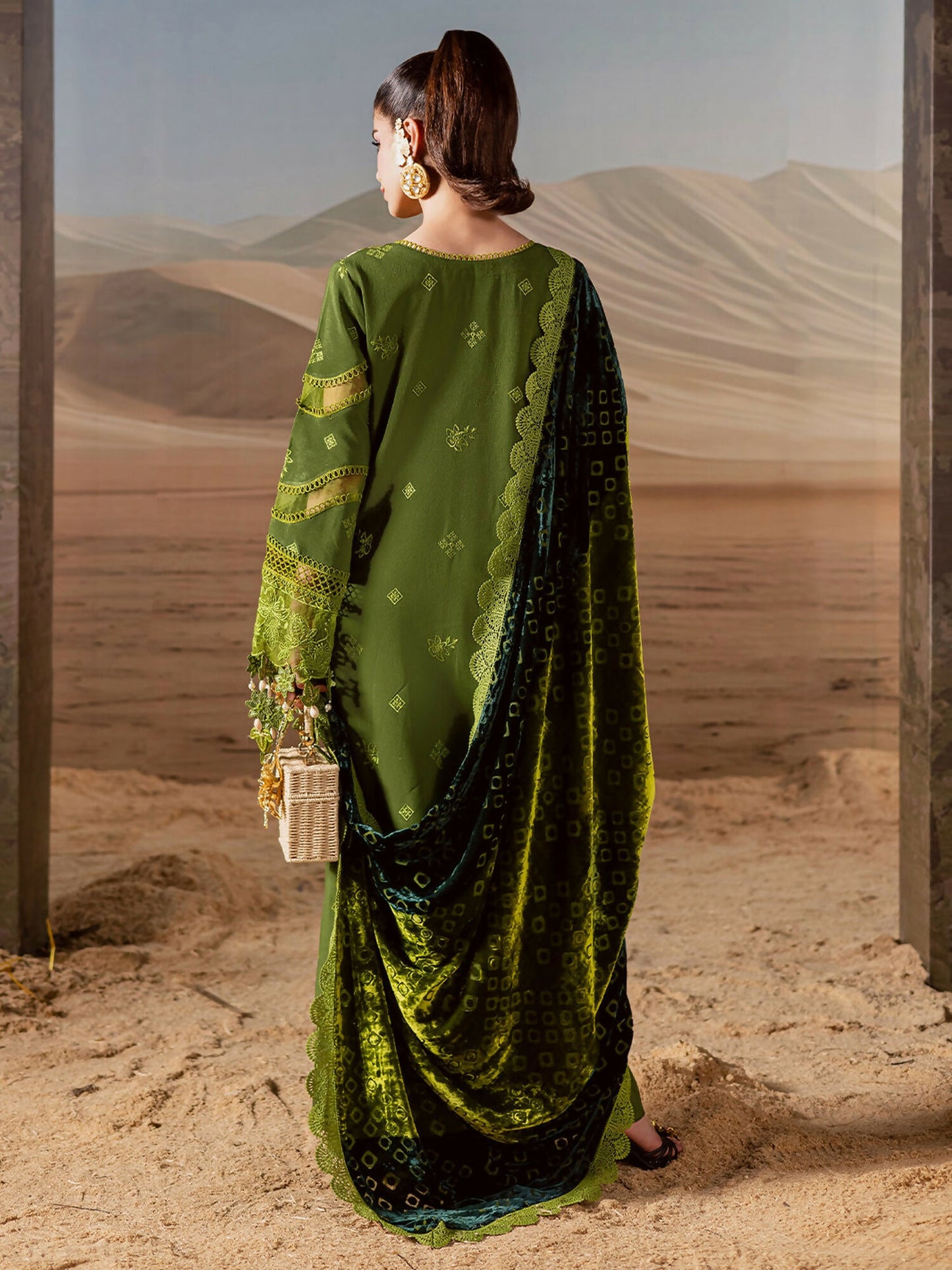 Mahnur Amelia Kotrai Embroidered Stitched 3-Piece Suit–CK-012