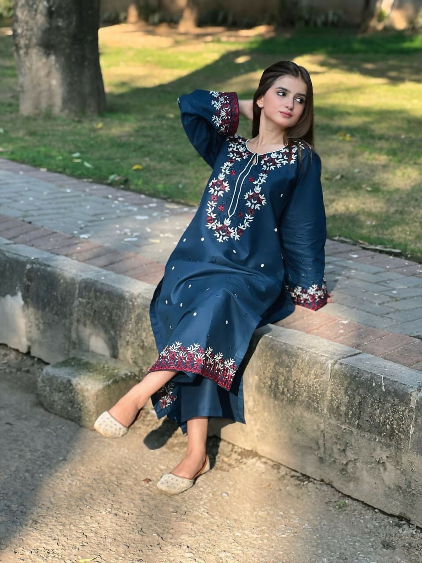 Tehzeeb Libas Cotton Lawn Embroidered Stitched 2-Piece Suit-HEER