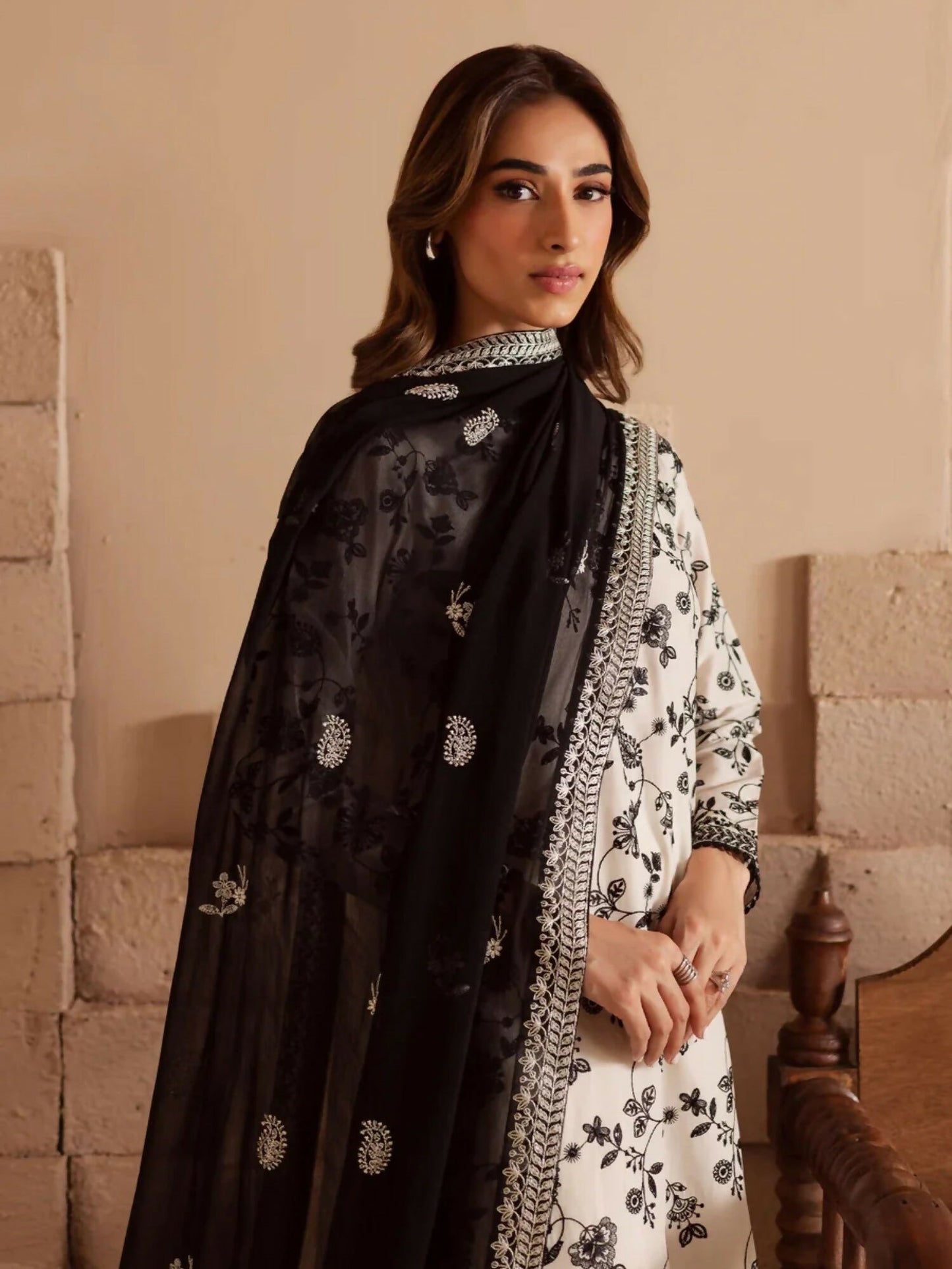 Stylish Collection Enchant Pret Lawn Cotton Embroidered 3-Piece Suit-Gulnar White
