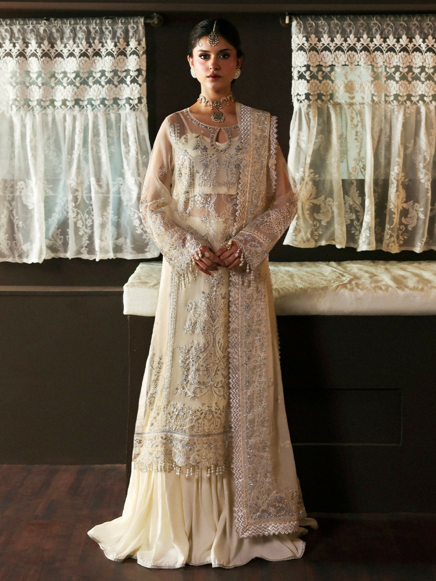 Mahnur embroidered unstitched 3-piece organza suit with chiffon dupatta and raw silk trousers