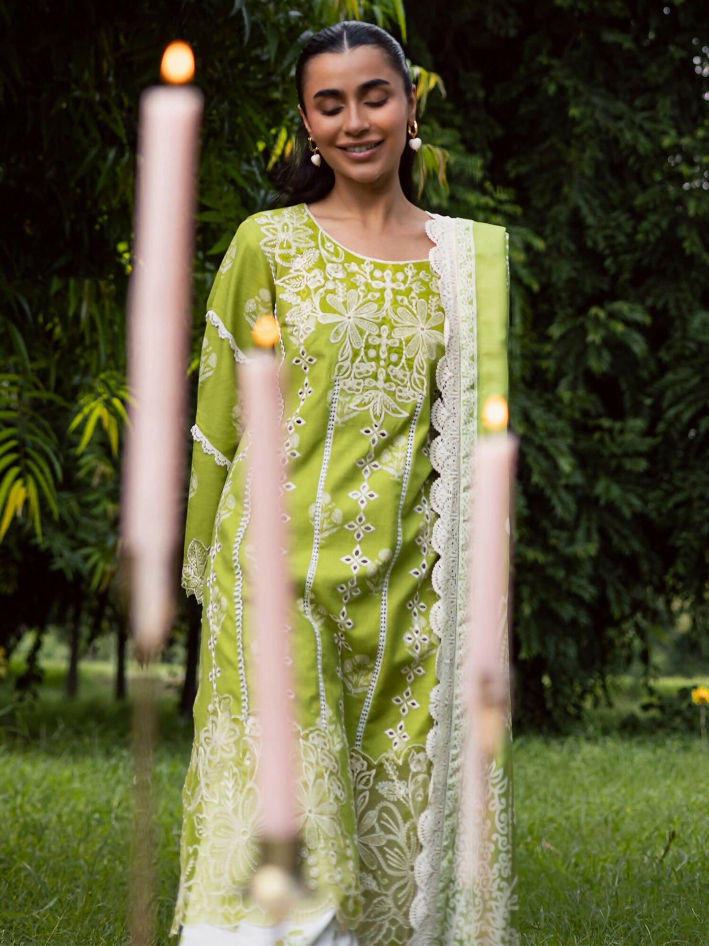 Mahnur Gardenia Khaddar Embroidered Unstitched 3-Piece Suit-GR-03