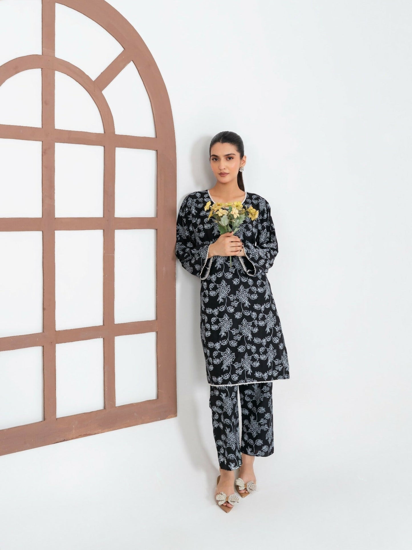 Stylish Collection Enchant Pret Linen Printed Co-Ord Set-Gulaab Black