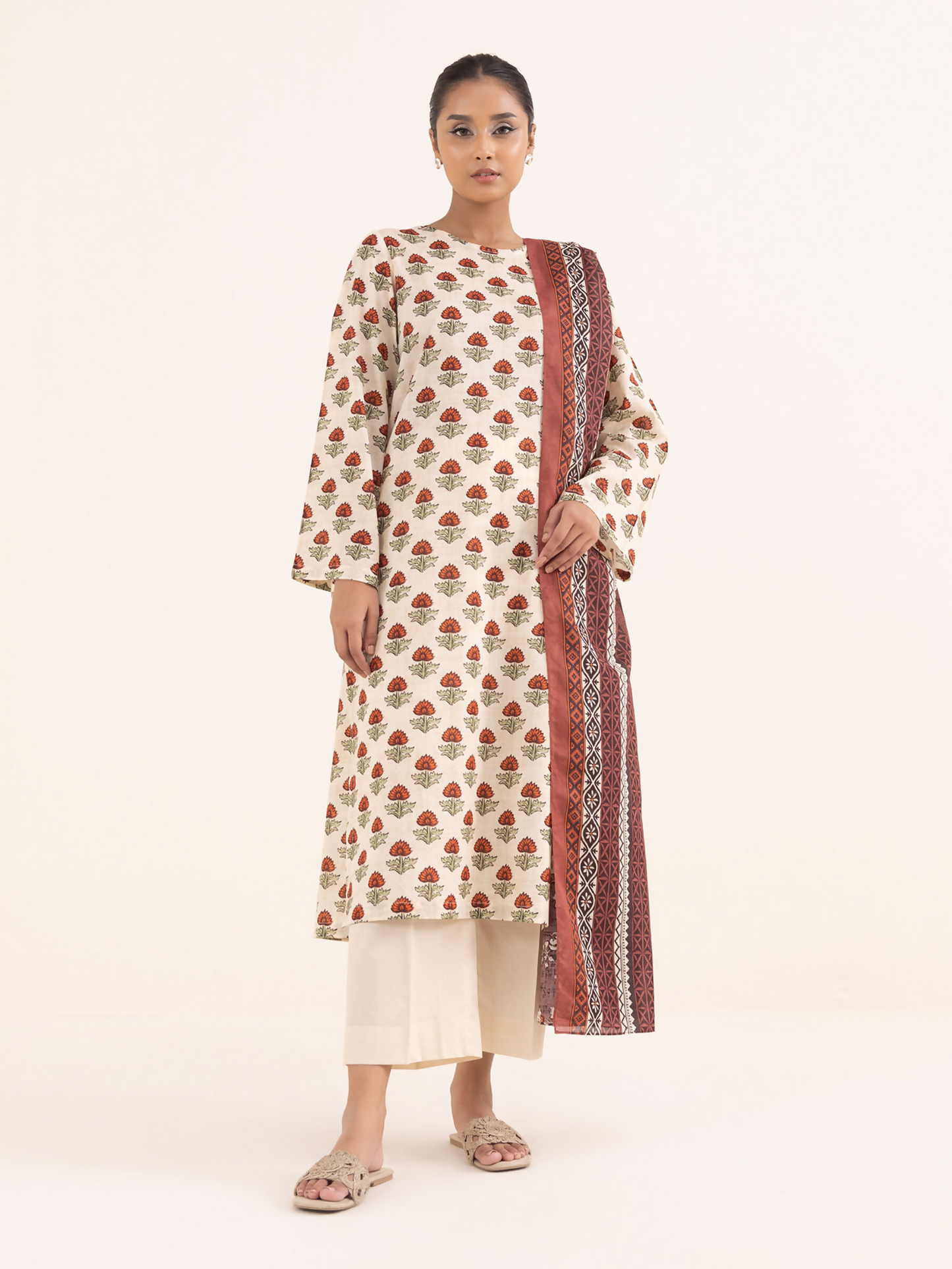 Sapphire Lawn Printed Unstitched 3-Piece Suit