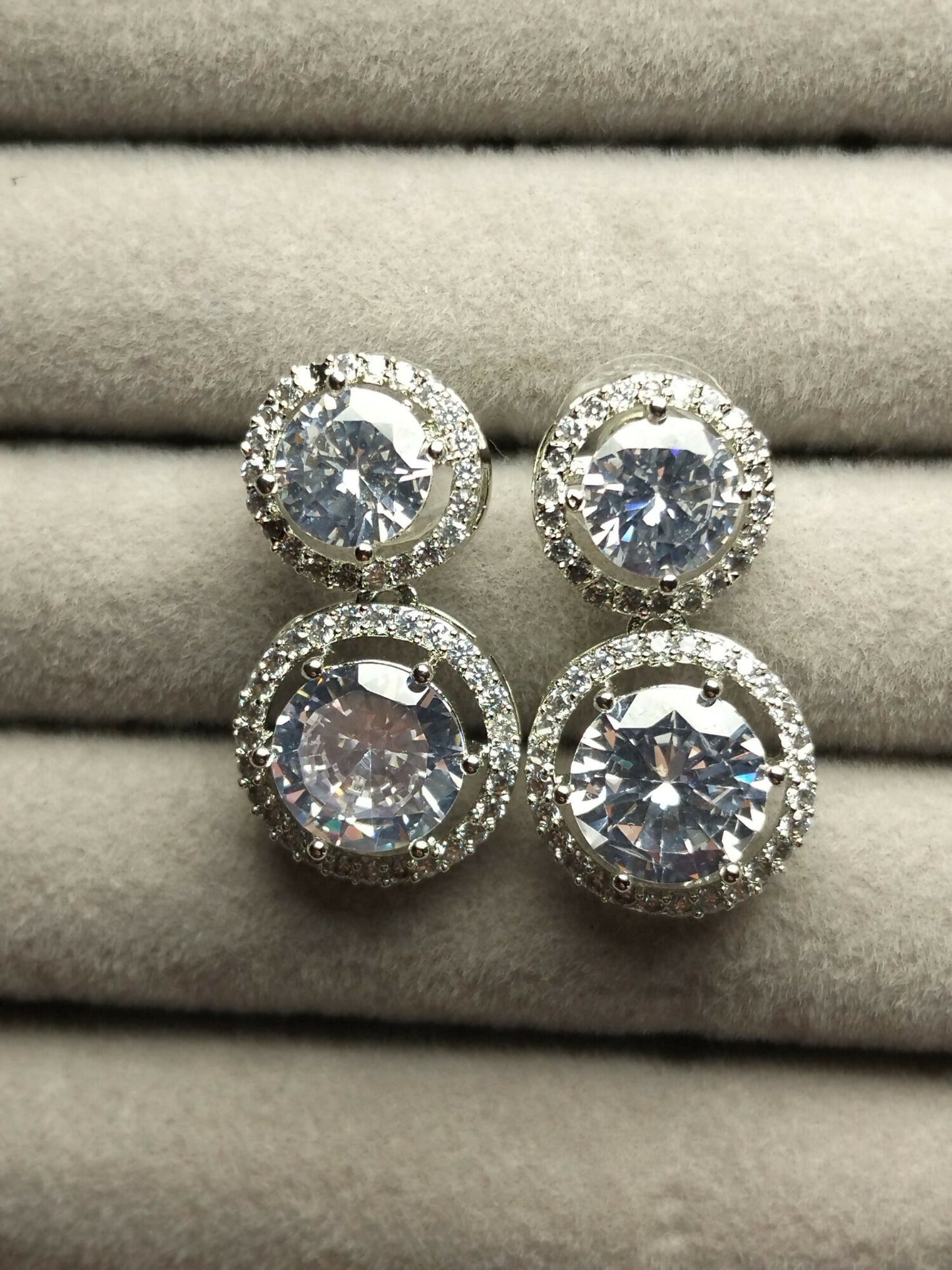 H&A Jewellery One Carat Silver Phodium Plated Earrings