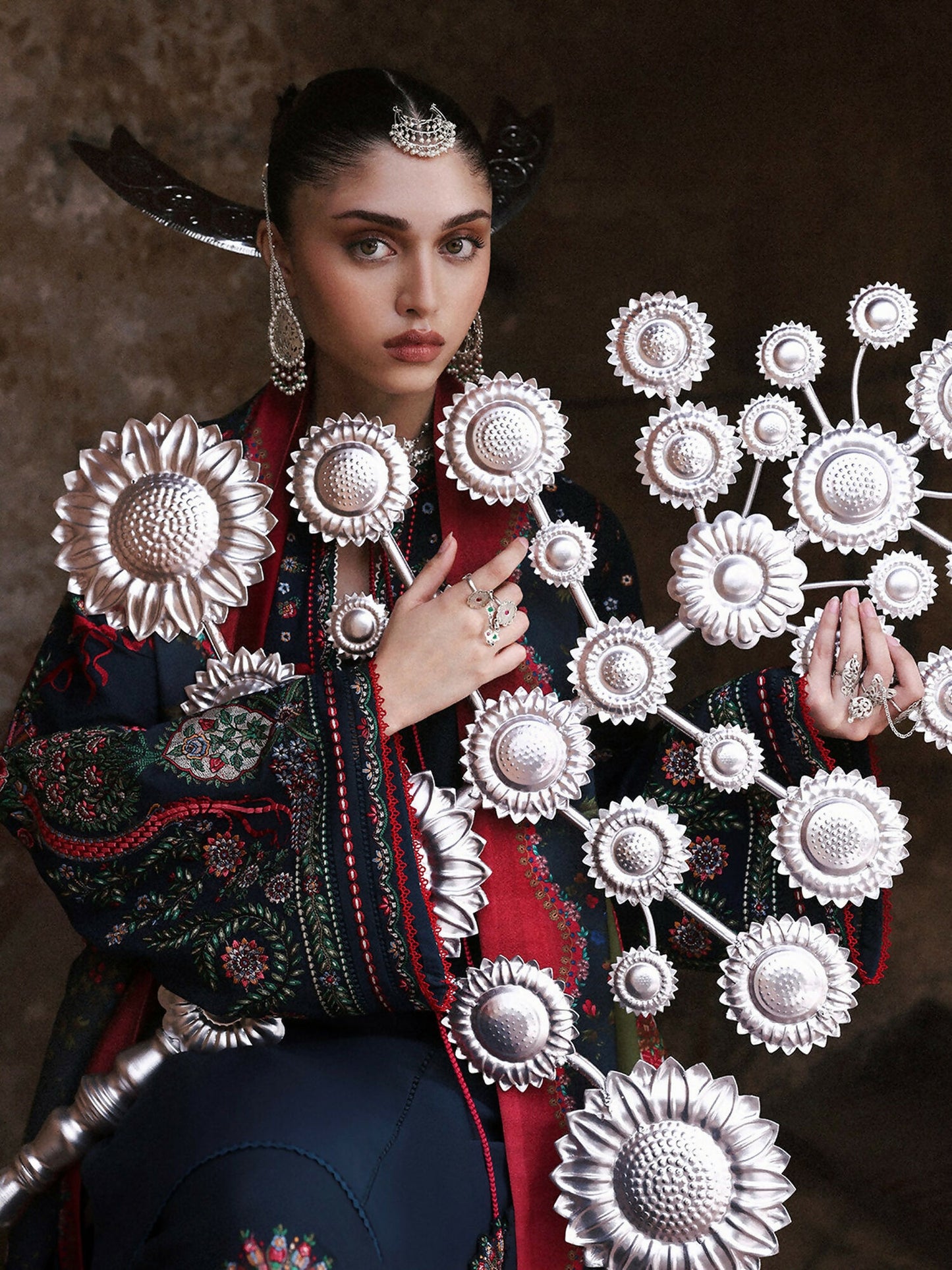 Jugnu By Hussain Rehar Khaddar'25 Embroidered Unstitched 3-Piece Suit-Rati