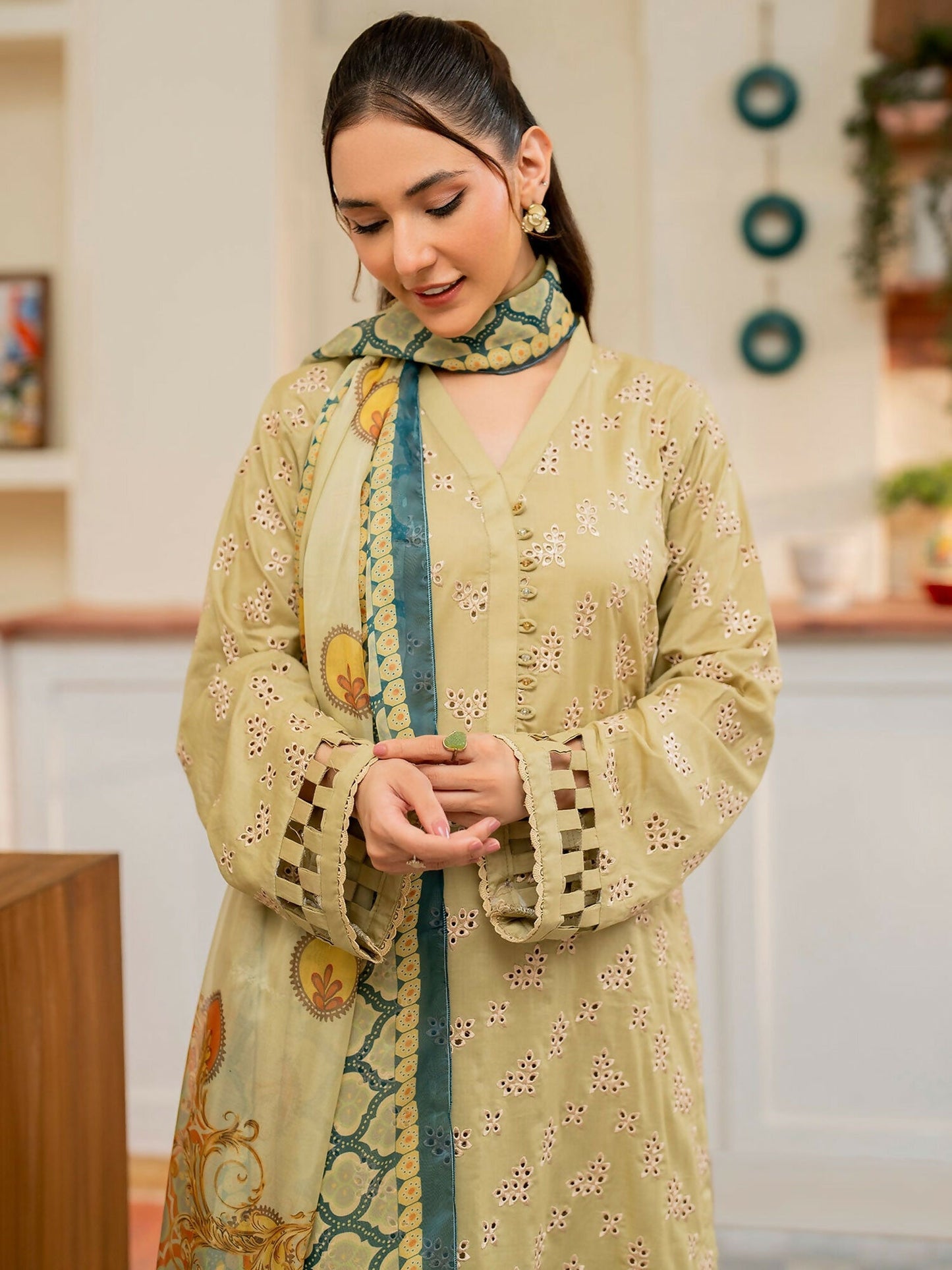 Panache Apparel Lawn Embroidered Stitched 3-Piece Suit-Nest