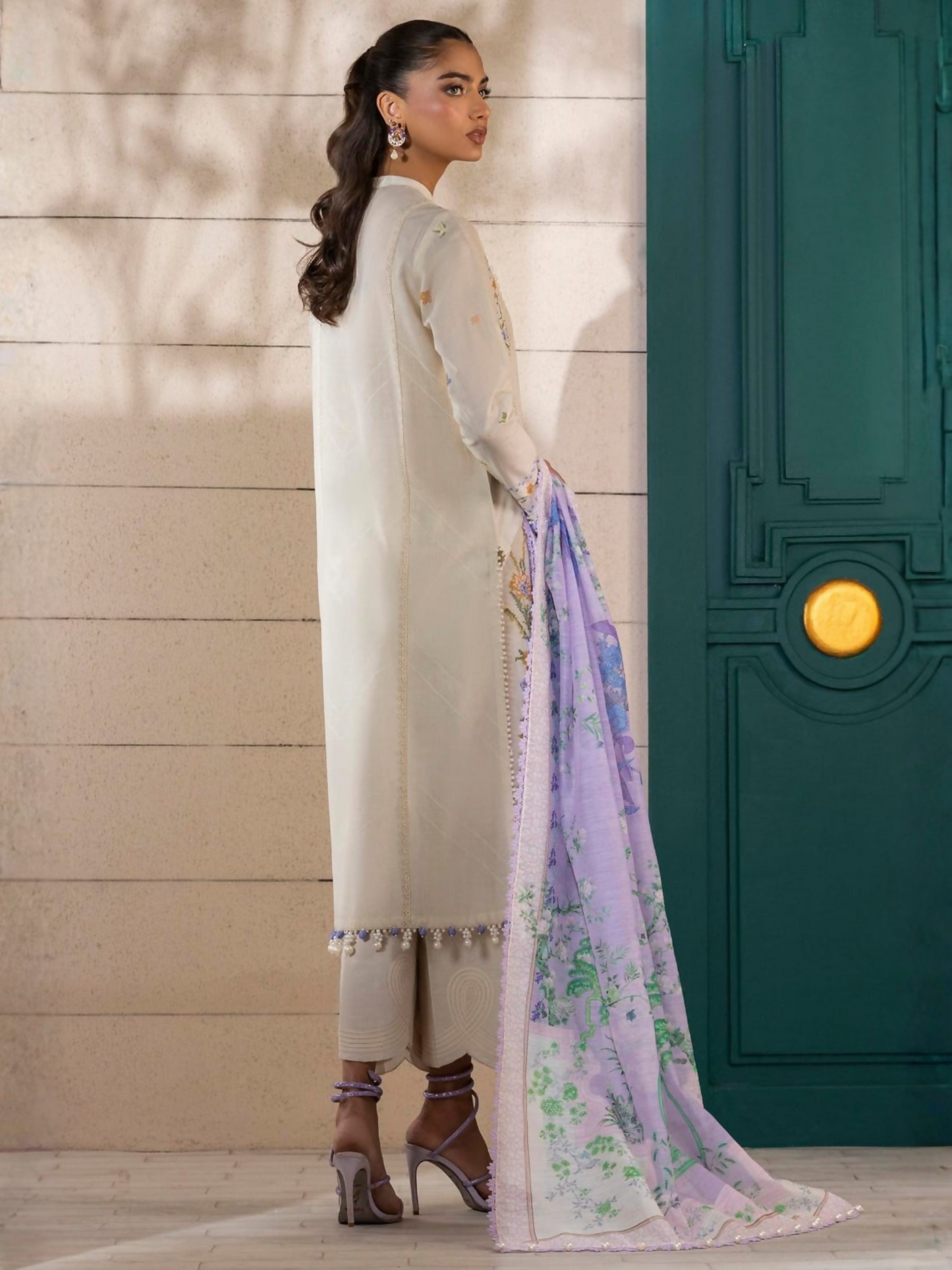 Sana Safinaz Lawn Embroidered Unstitched 3-Piece Suit-M251-012A-3CV