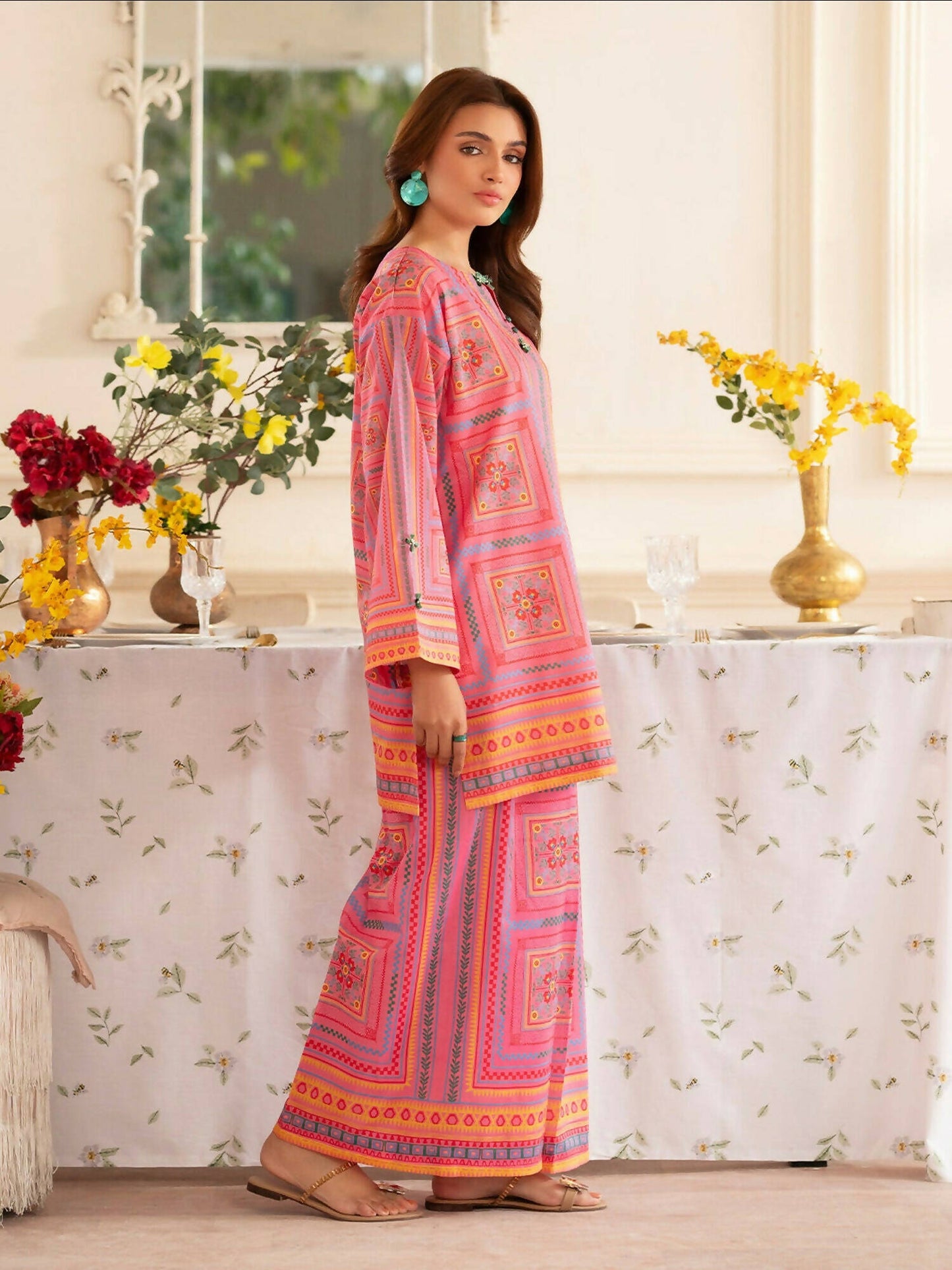 Mahnur Noir Lawn'26 Printed Co-Ord Set-N-01