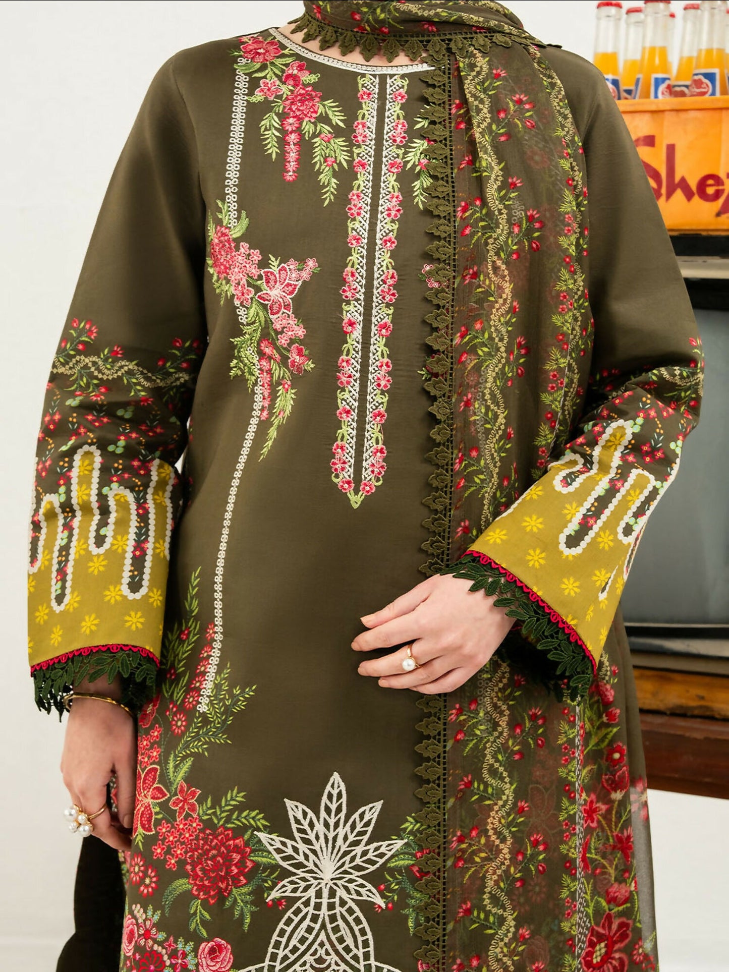 Mahnur Anaya Lawn Vol-1 Embroidered Unstitched 3-Piece Suit-ANA-007