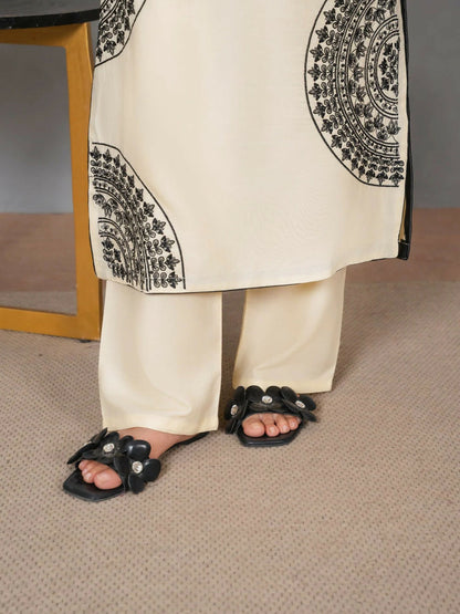 Stylish Collection Musk Linen Embroidered Stitched 3-Piece Suit-Zahoor