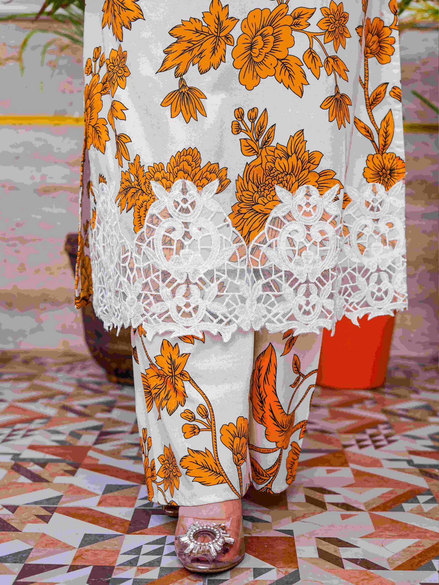 MH Cloth House Cotton Lawn Embroidered Stitched 3-Piece Suit-Hooriyah