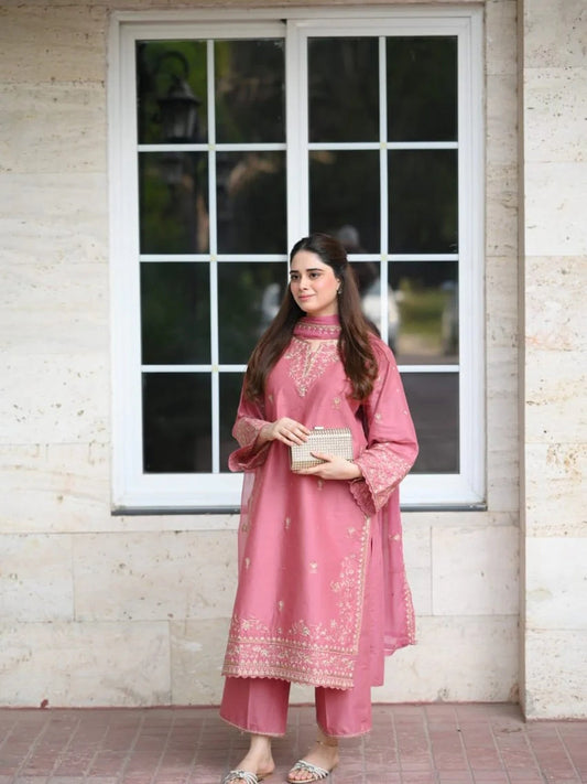 Pink Ayat Closet Linen Embroidered Stitched 3-Piece Suit-hania
