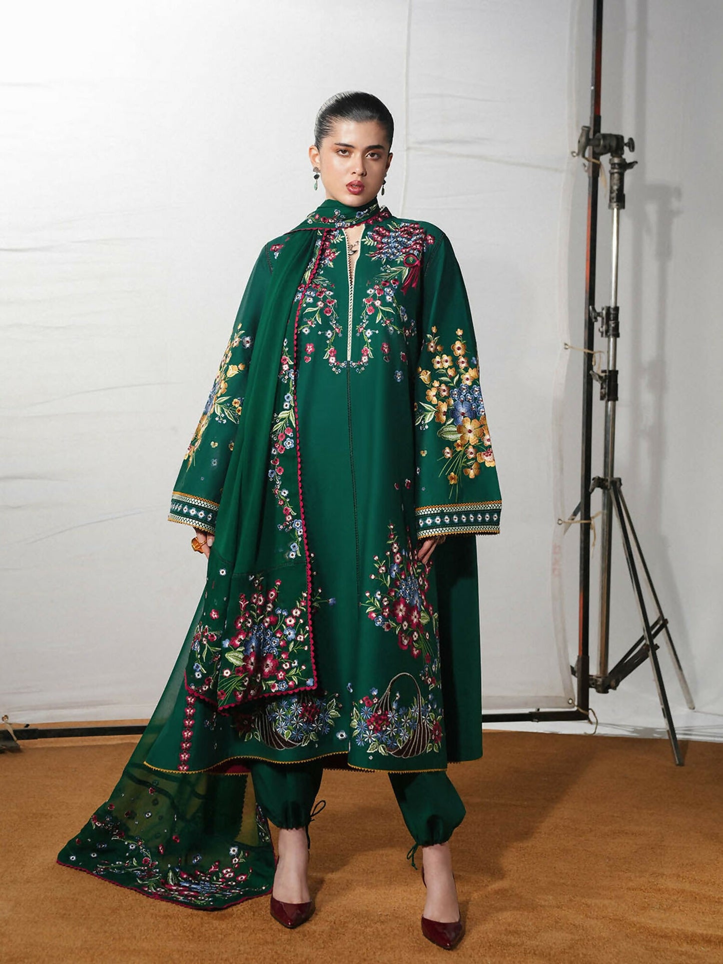 Jugnu by Hussain Rehar The Reserved View SS/Edit I Cotton Embroidered Unstitched 3-Piece Suit-Bezan