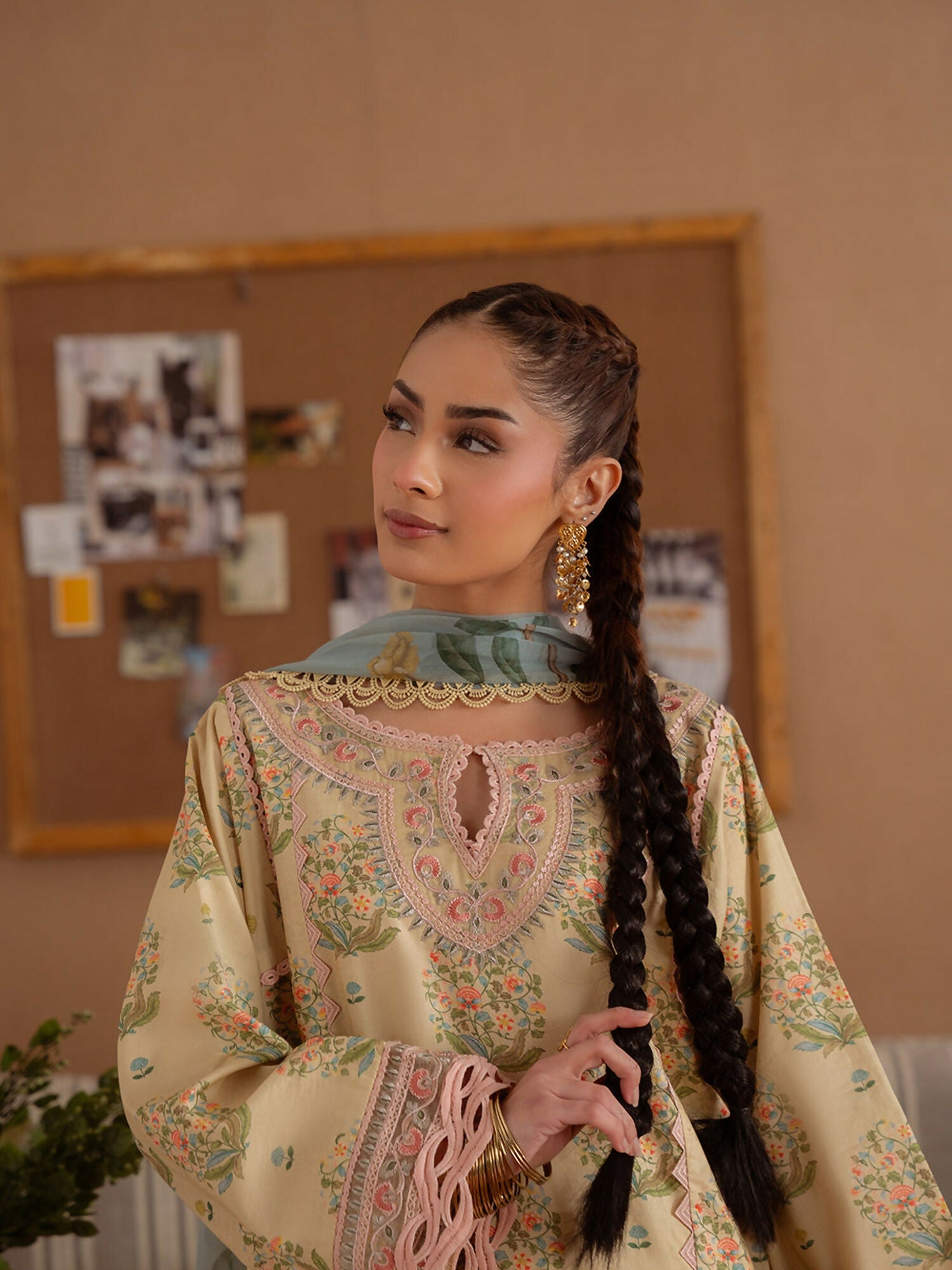 Joolie By Saira Rizwan Lawn Embroidered Unstitched 3-Piece Suit-Nerdia-A-SRL25-02