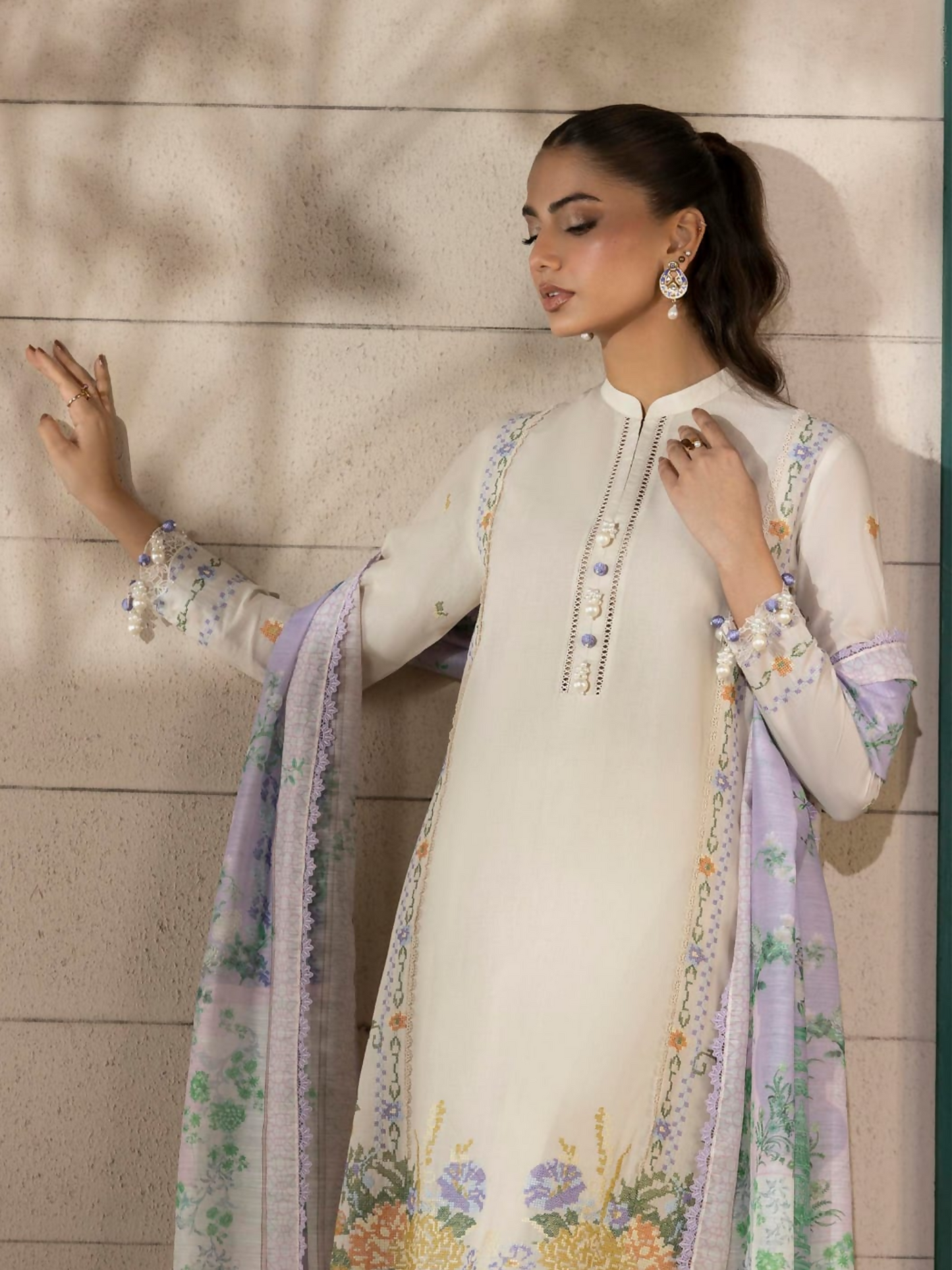Sana Safinaz Lawn Embroidered Unstitched 3-Piece Suit-M251-012A-3CV