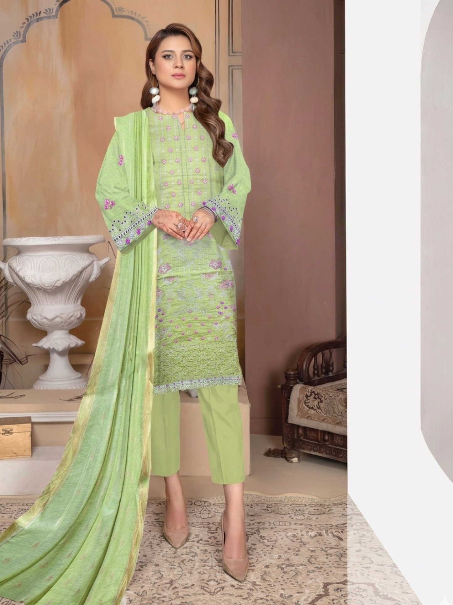 Bin Shaukat Lawn Embroidered Unstitched 3-Piece Suit-09