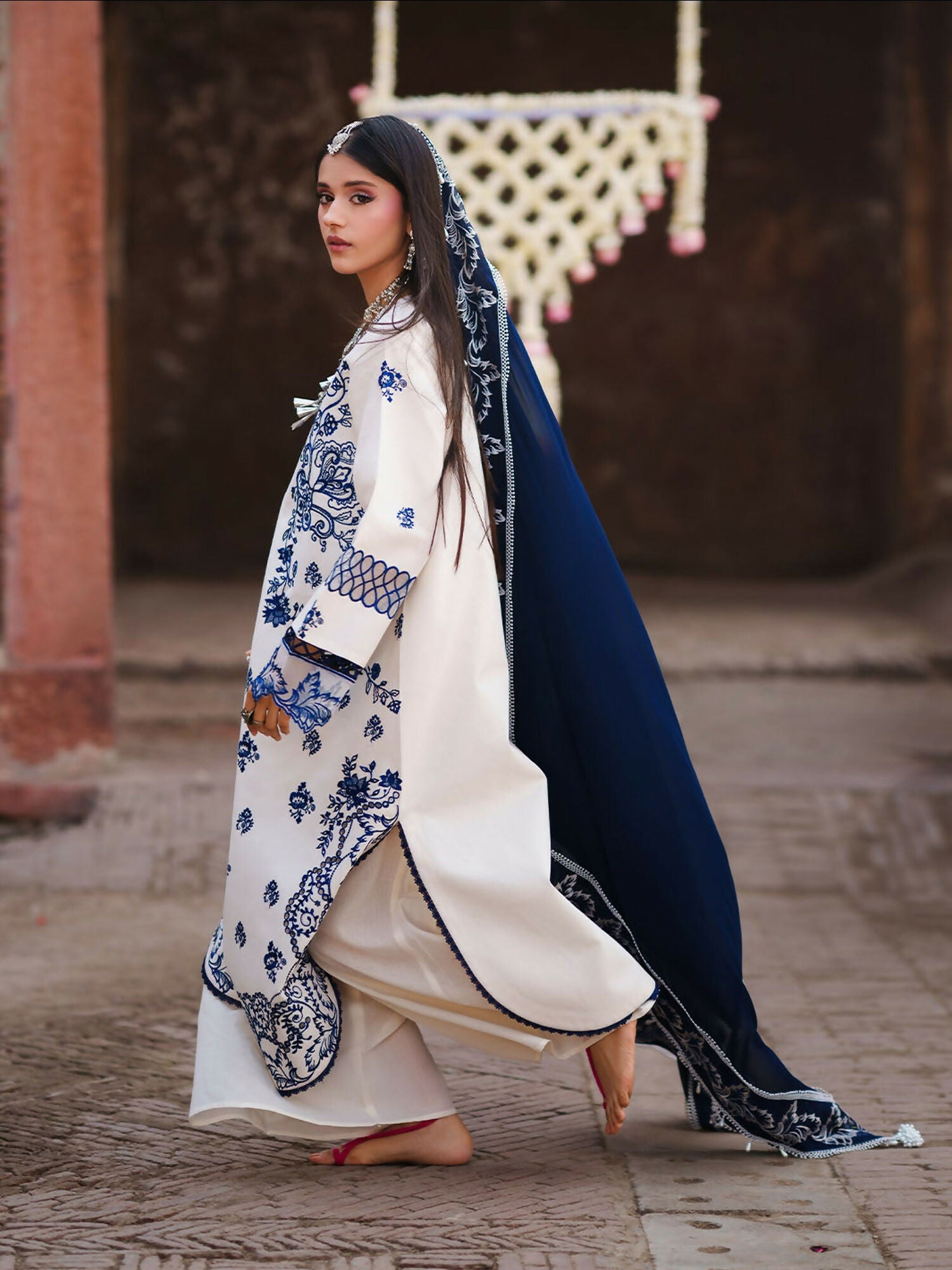 Mahnur Gul Luxury Lawn'26 Embroidered Stitched 3-Piece Suit-G-008