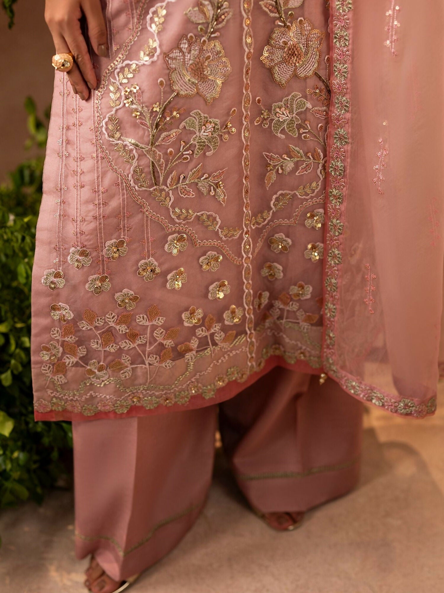 Shurooq Geet Organza Embroidered Stitched 3-Piece Suit-Heer