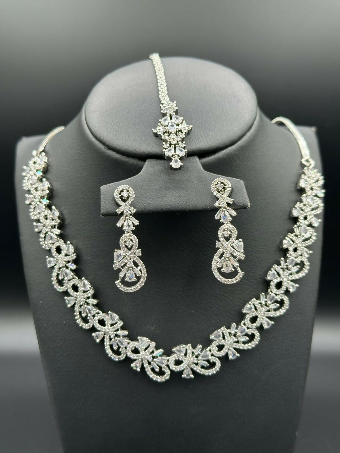 H&A Jewellery One Carat Silver Rhodium Plated Jewellery Set